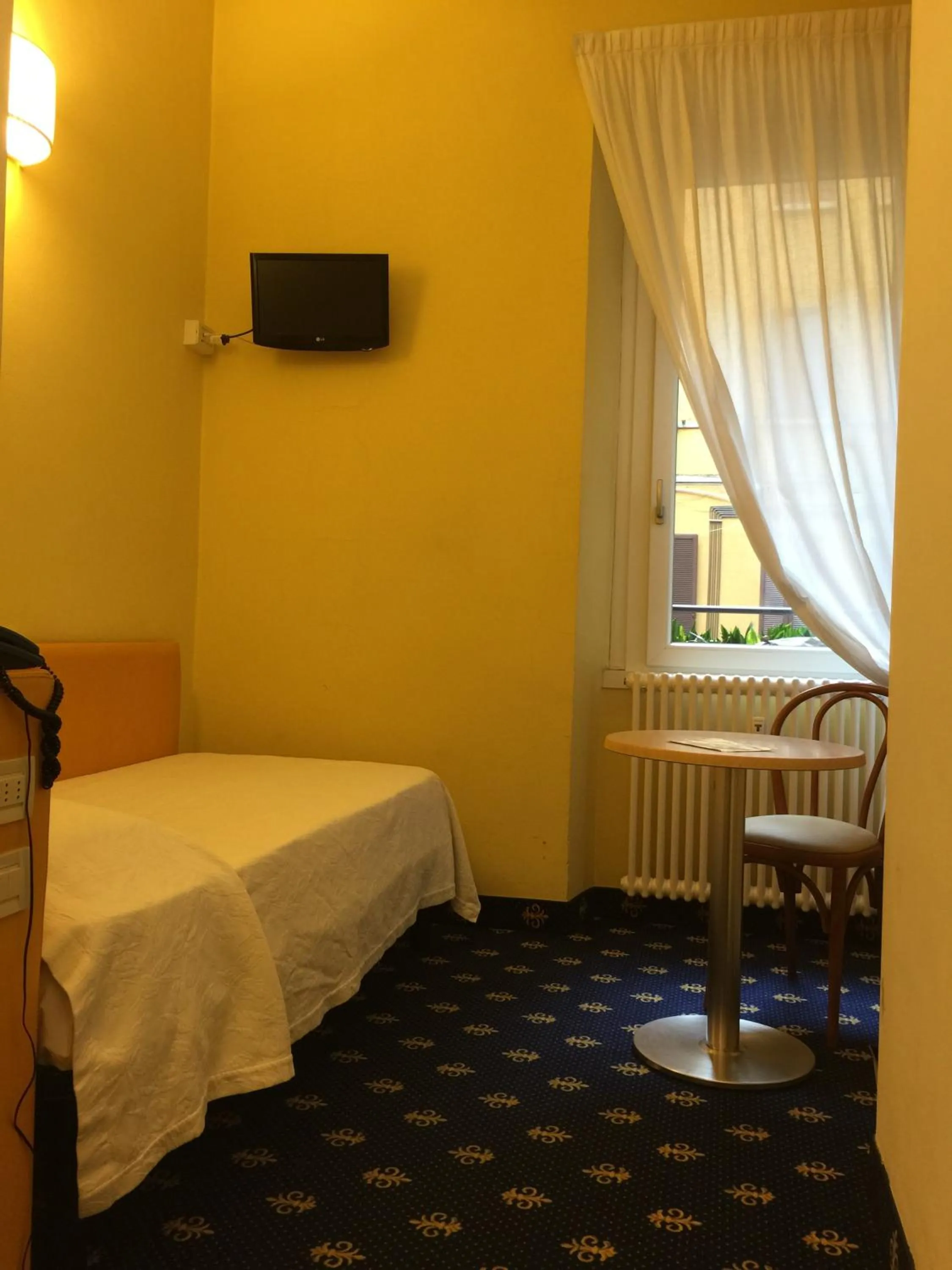 Day, Bed in My Hotel Milano