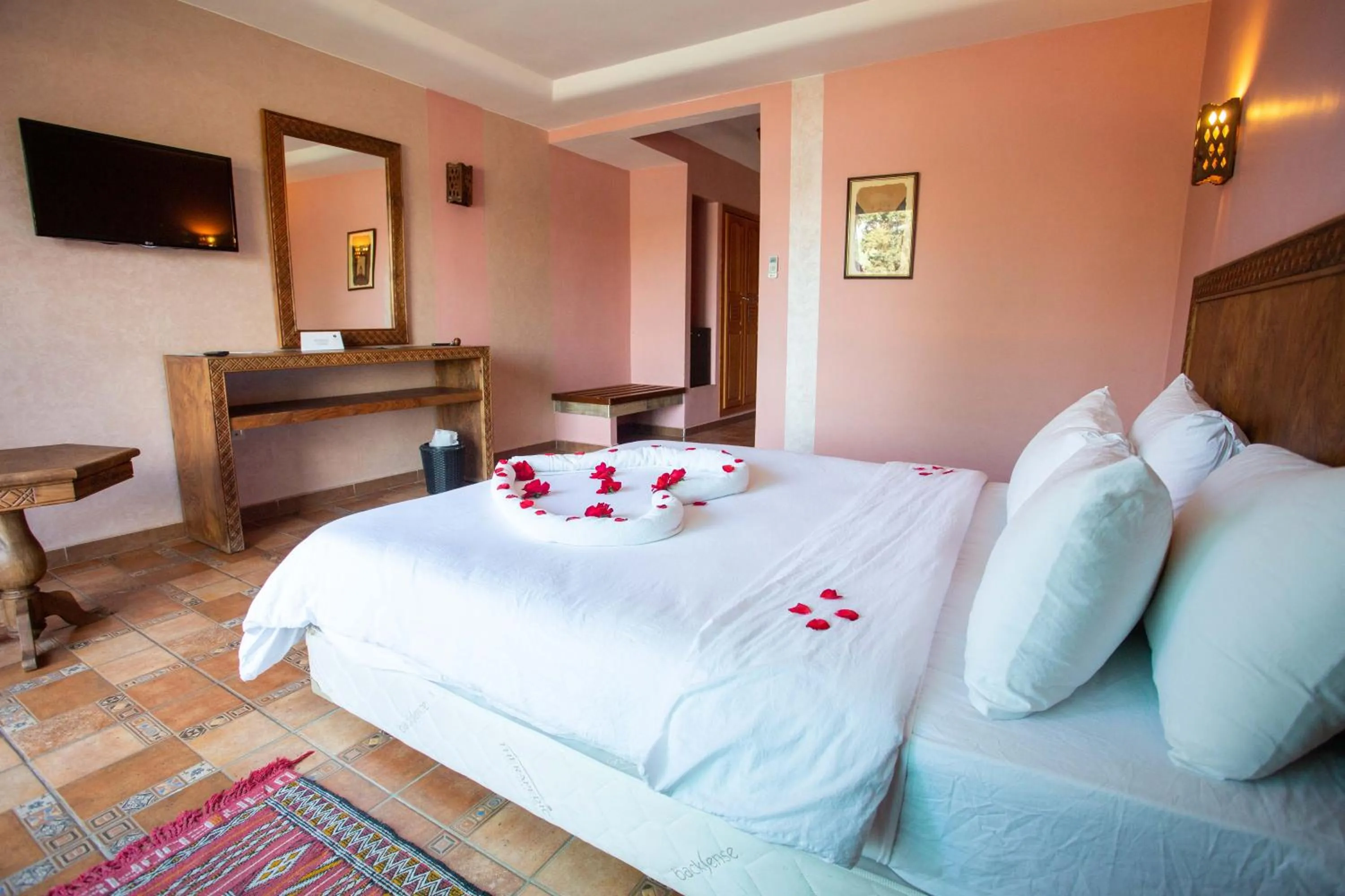 Bed in Hotel Dar Eddaya