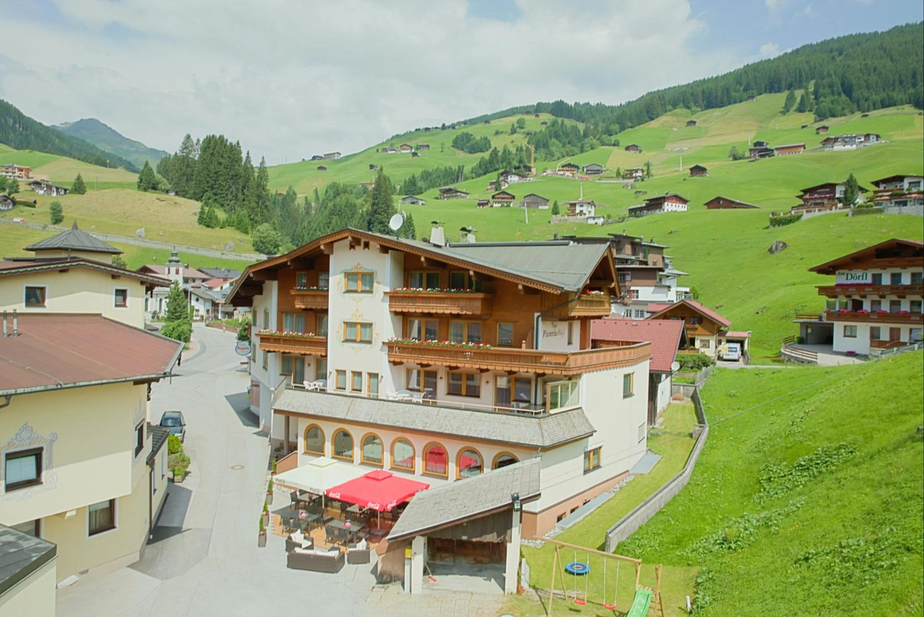 Restaurant/places to eat in Aparthotel Dorfplatzl Garni Apartments & B&B