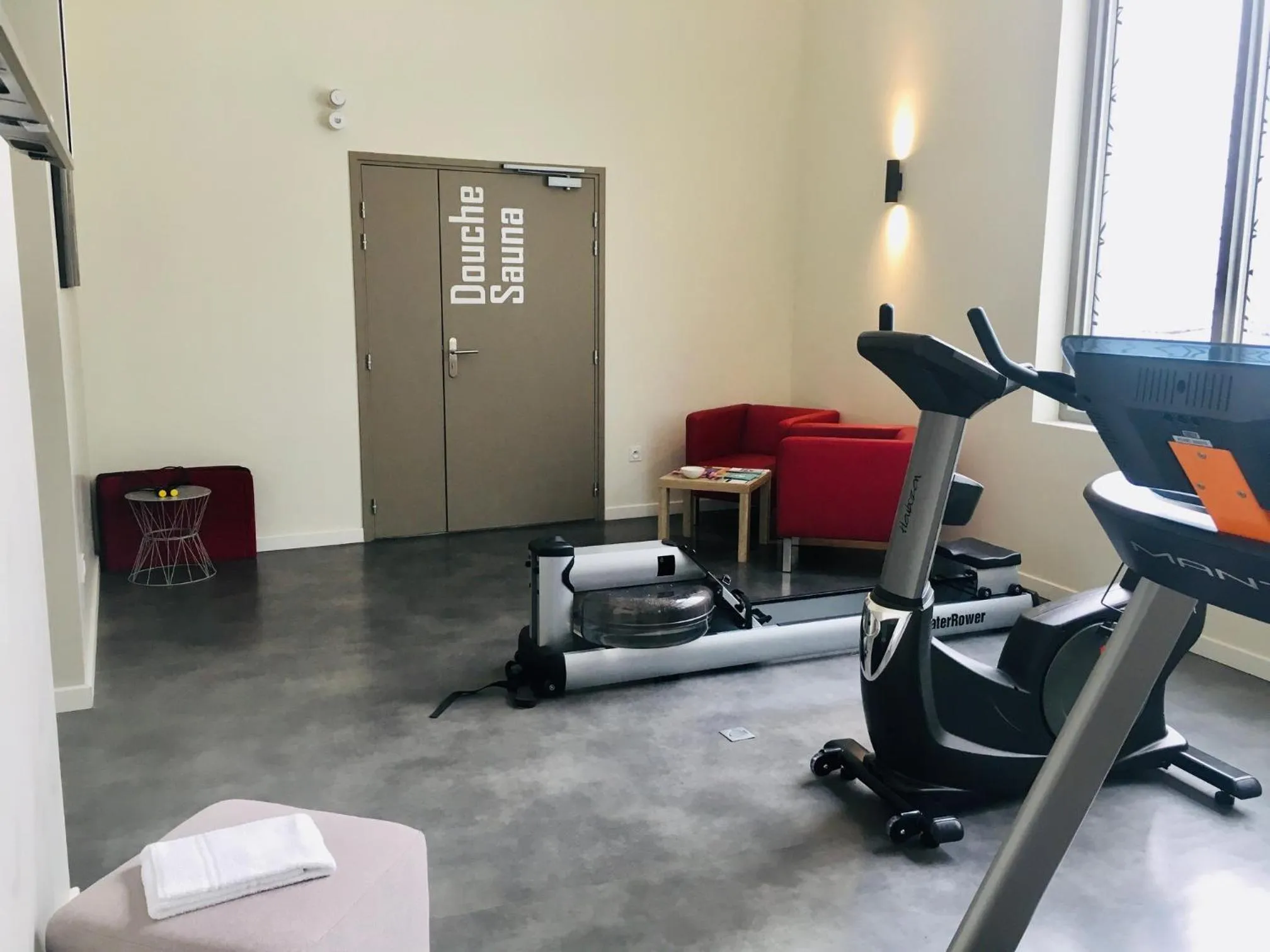 Fitness centre/facilities in All Suites Appart Hôtel - Bordeaux Centre Gare