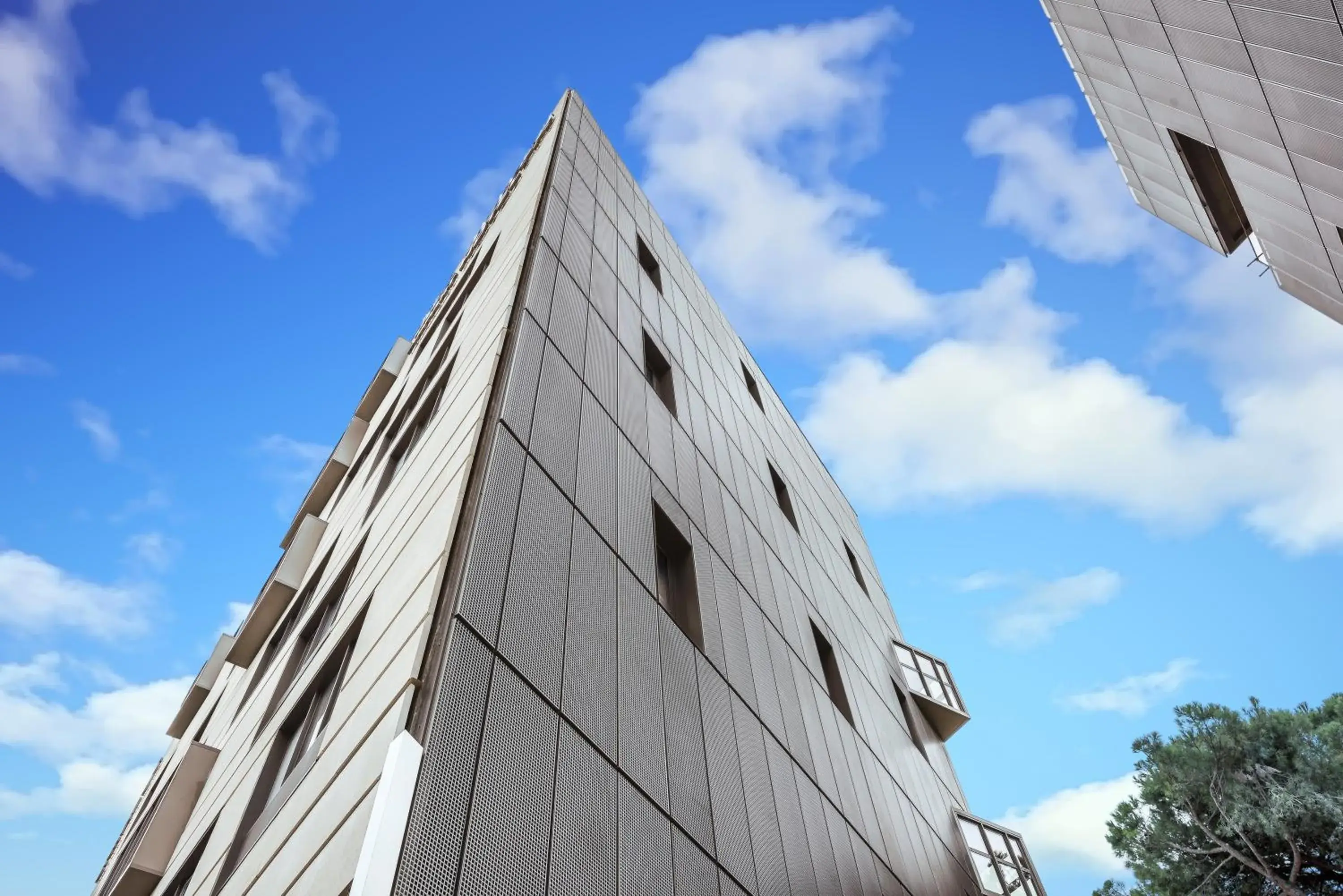 Property building in All Suites Appart Hôtel - Bordeaux Centre Gare Property building in All Suites Appart Hôtel - Bordeaux Centre Gare