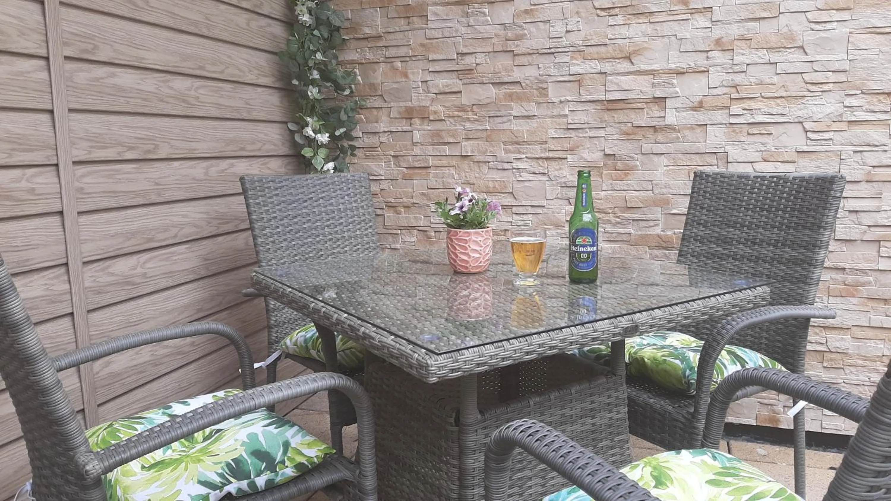 Balcony/Terrace in The 'Rafter's Gastropub