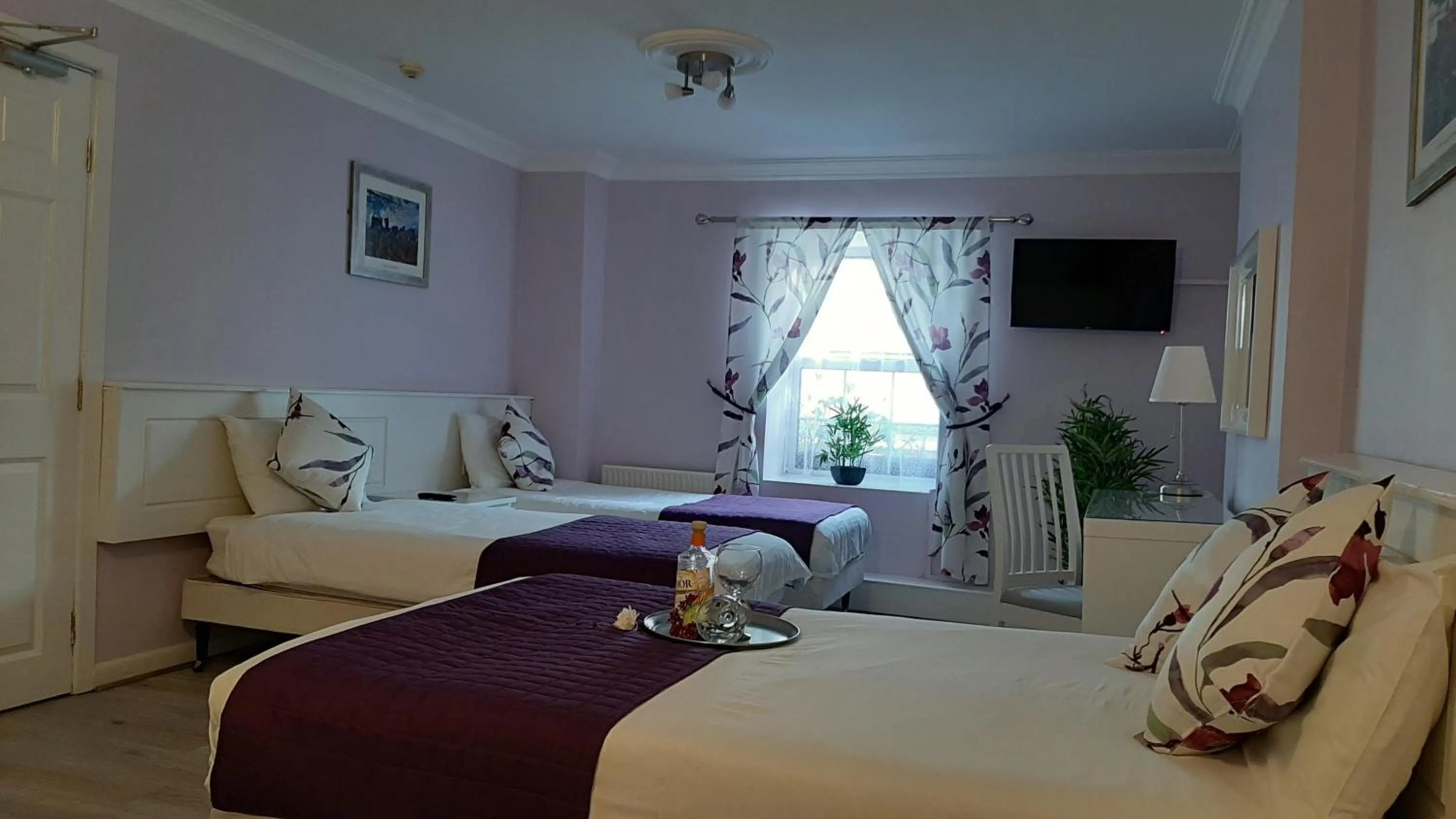 Bedroom, Bed in The 'Rafter's Gastropub