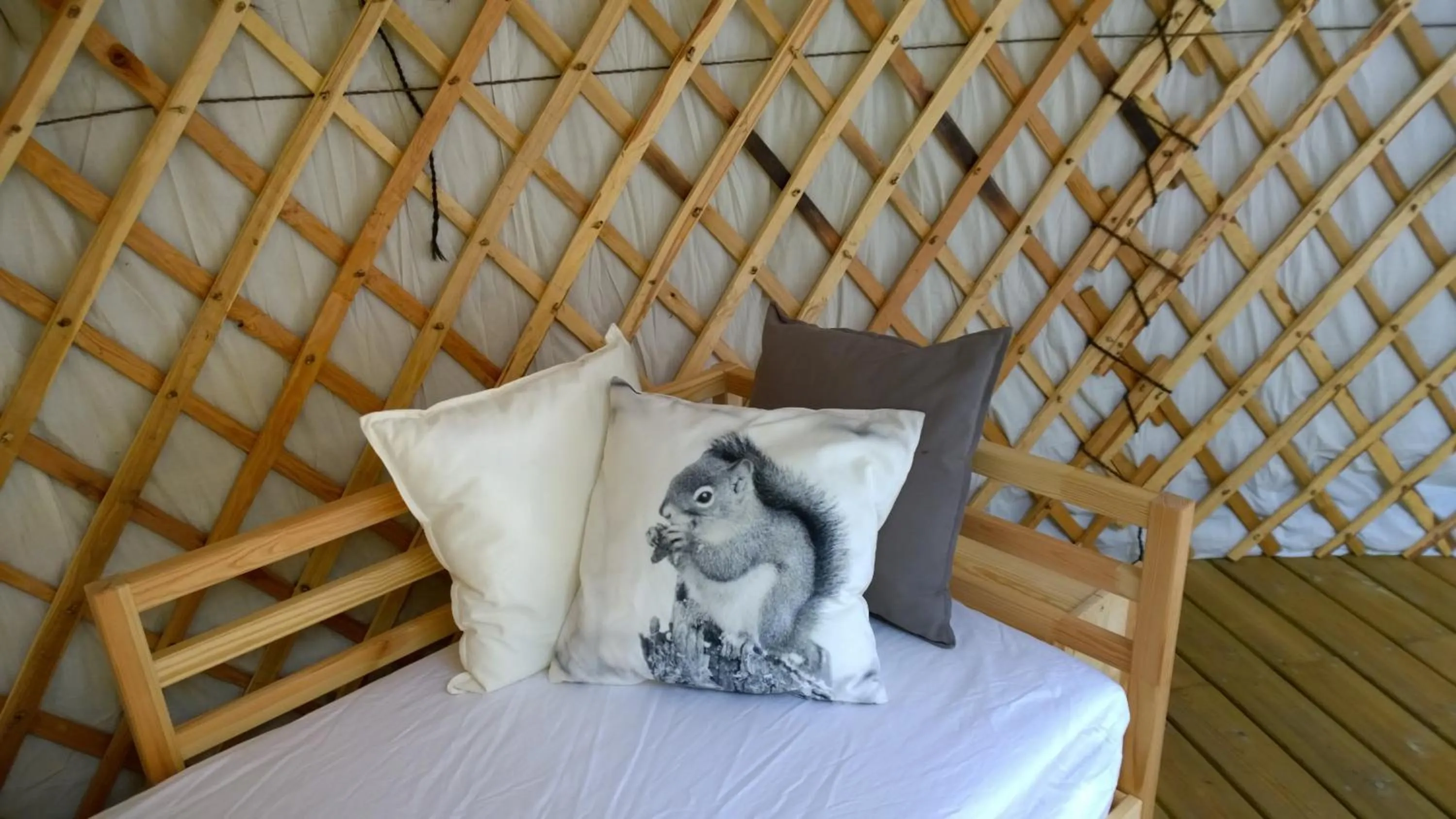 Bed in Maison d'hôtes Les Beaux Chenes