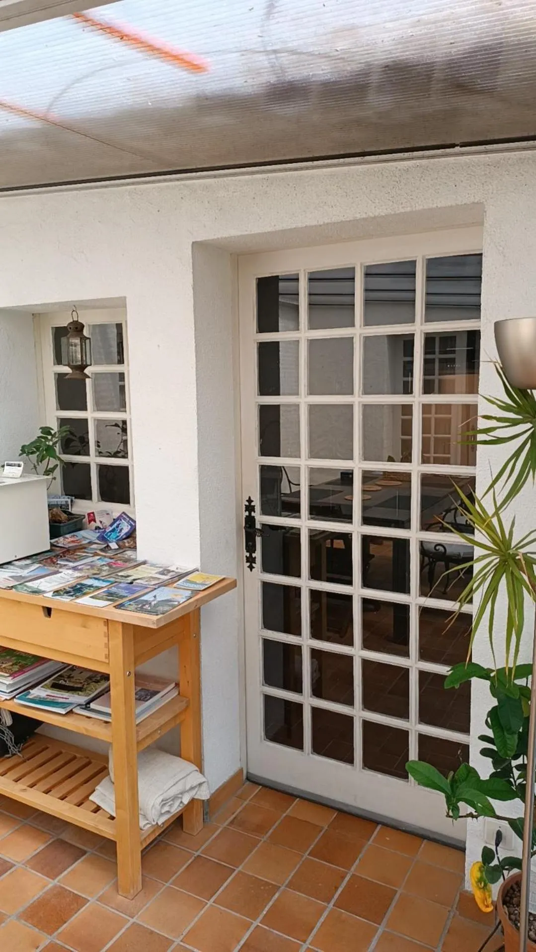 Dining area in Maison d'hôtes Les Beaux Chenes