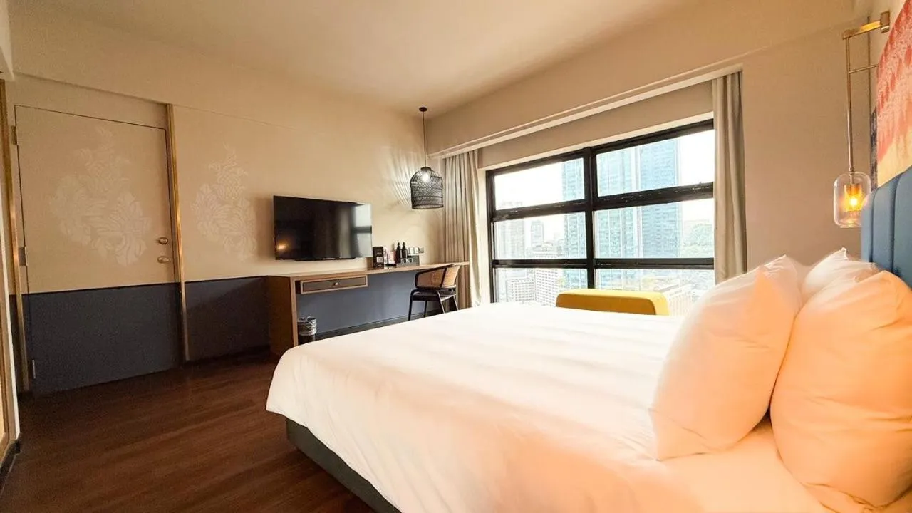 Bed in Hotel Maya Kuala Lumpur City Centre