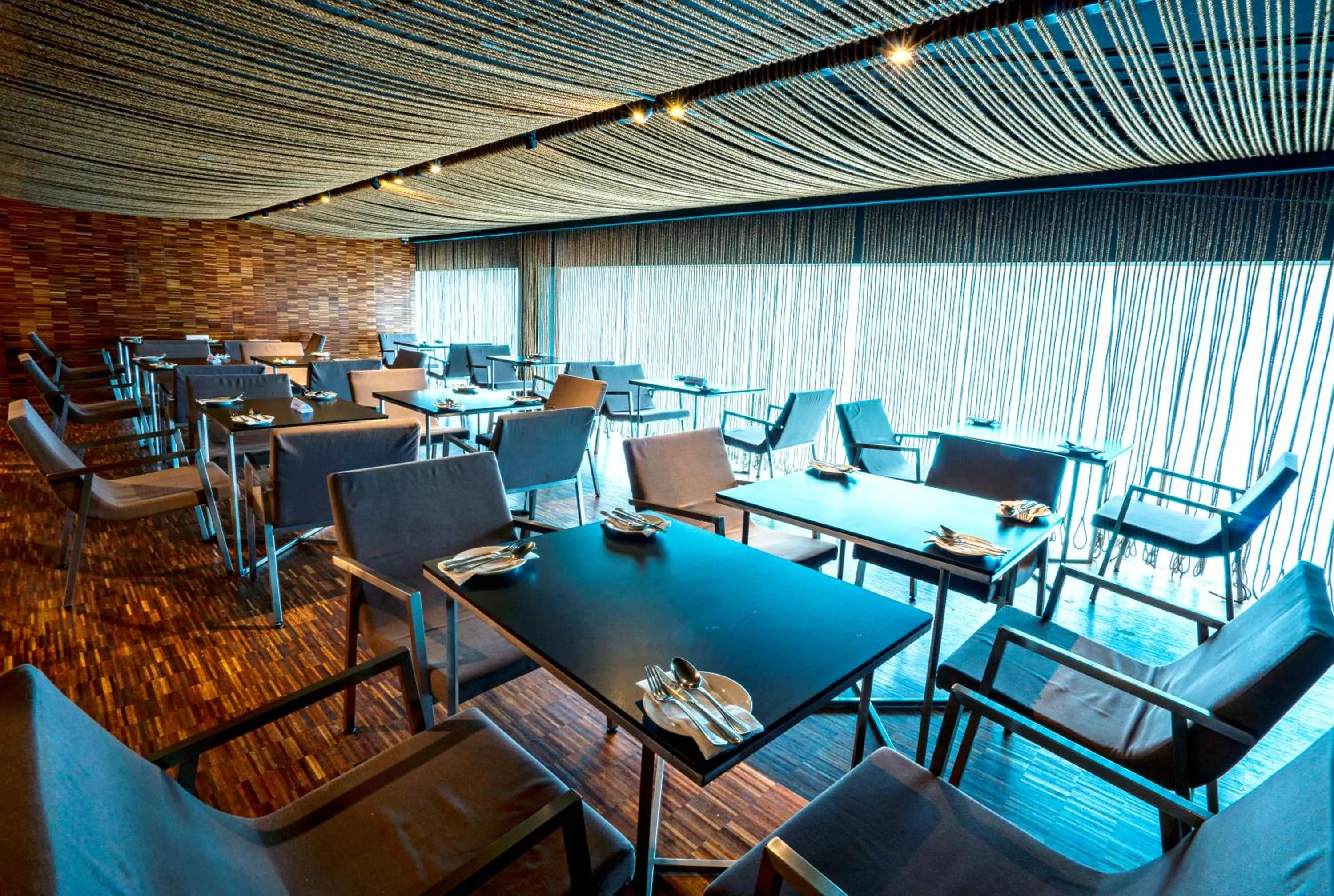 Restaurant/places to eat in Hotel Maya Kuala Lumpur City Centre