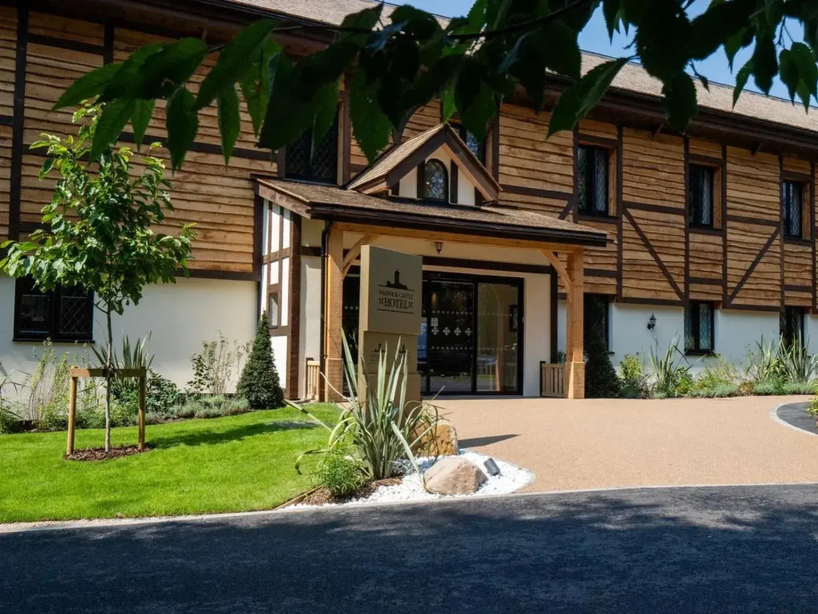 Property building in Warwick Castle Hotel & Knight's Village Property building in Warwick Castle Hotel & Knight's Village