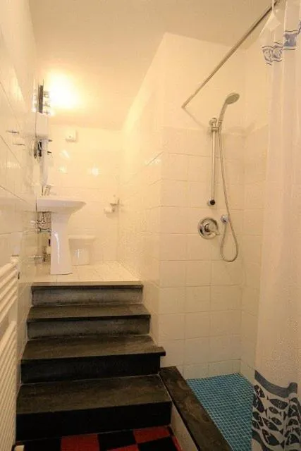 Bathroom in Hotel Gianni Franzi