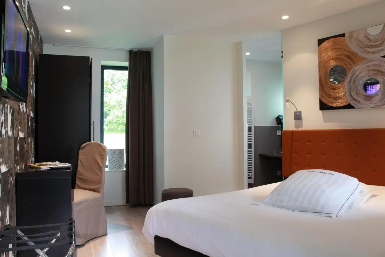 Garden view, Bed in La Ferme Blanche, The Originals Relais Garden view, Bed in La Ferme Blanche, The Originals Relais