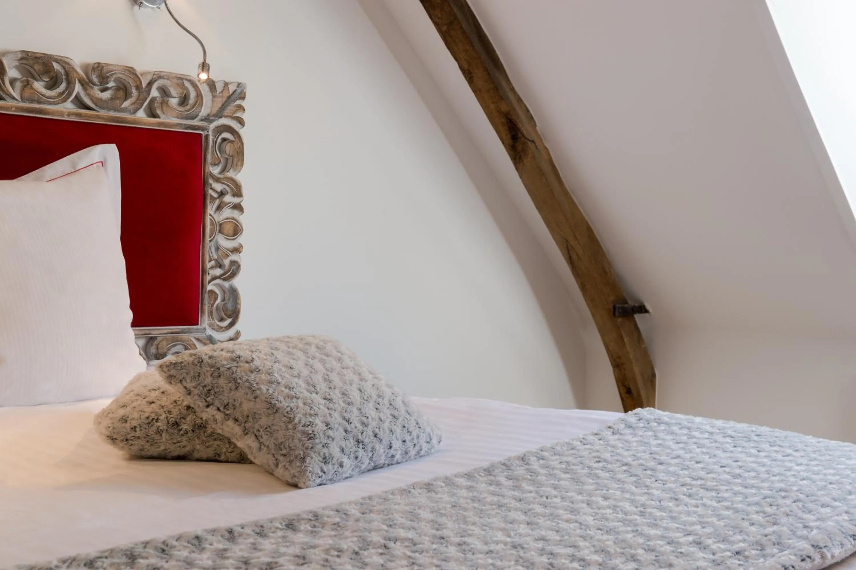 Bed in La Ferme Blanche, The Originals Relais