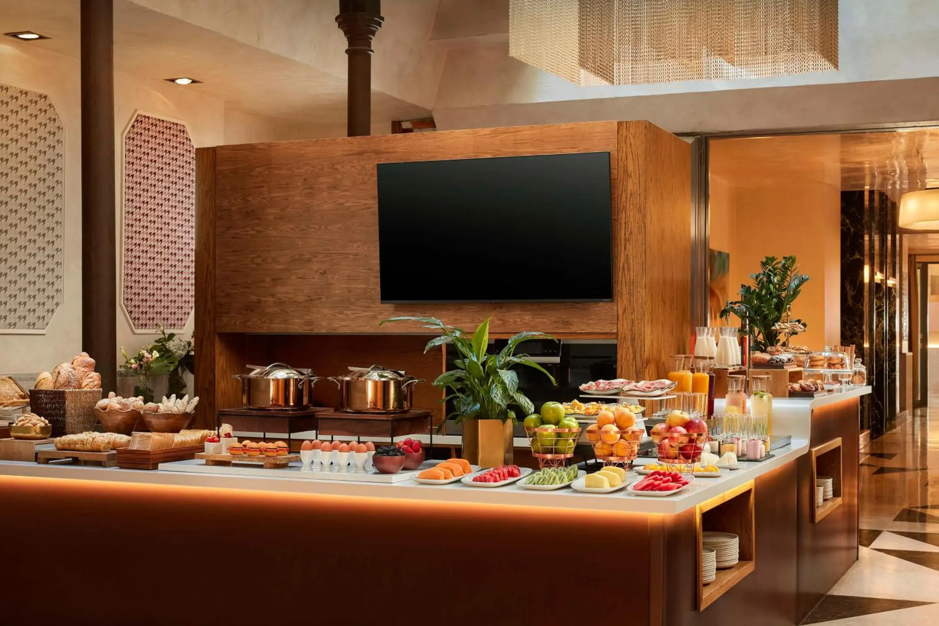 Restaurant/places to eat in NH Collection Madrid Palacio de Tepa Restaurant/places to eat in NH Collection Madrid Palacio de Tepa