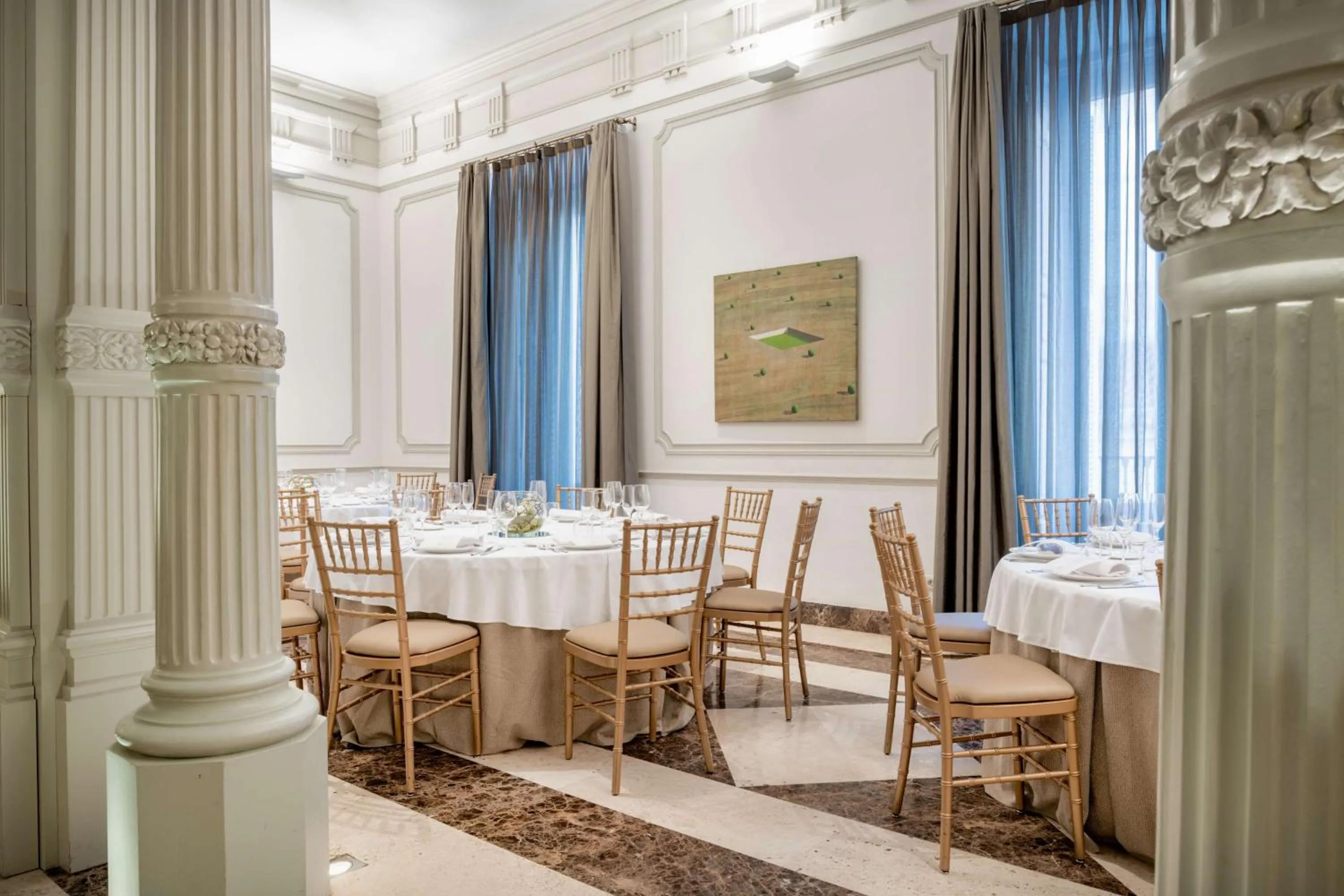 Meeting/conference room in NH Collection Madrid Palacio de Tepa