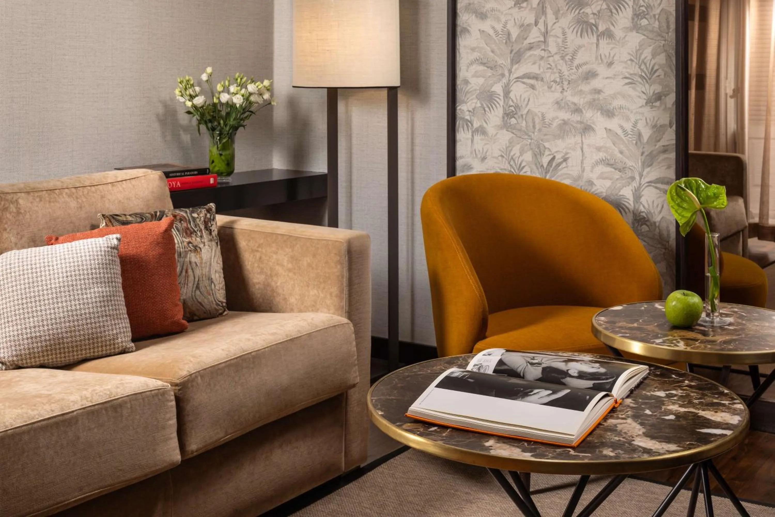 Photo of the whole room in NH Collection Madrid Palacio de Tepa