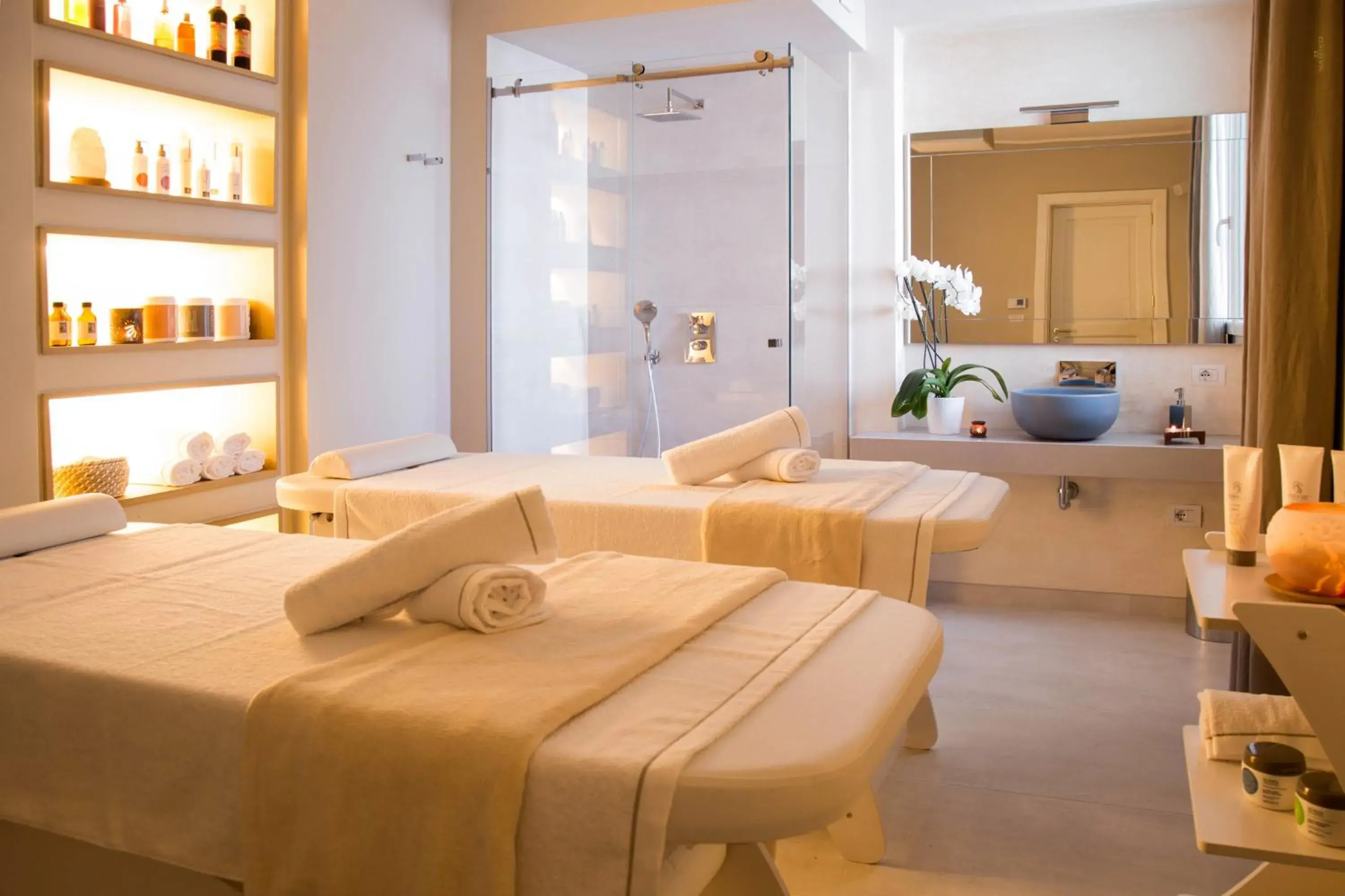 Massage, Bed in La Dimora delle Fate Luxury & SPA Massage, Bed in La Dimora delle Fate Luxury & SPA