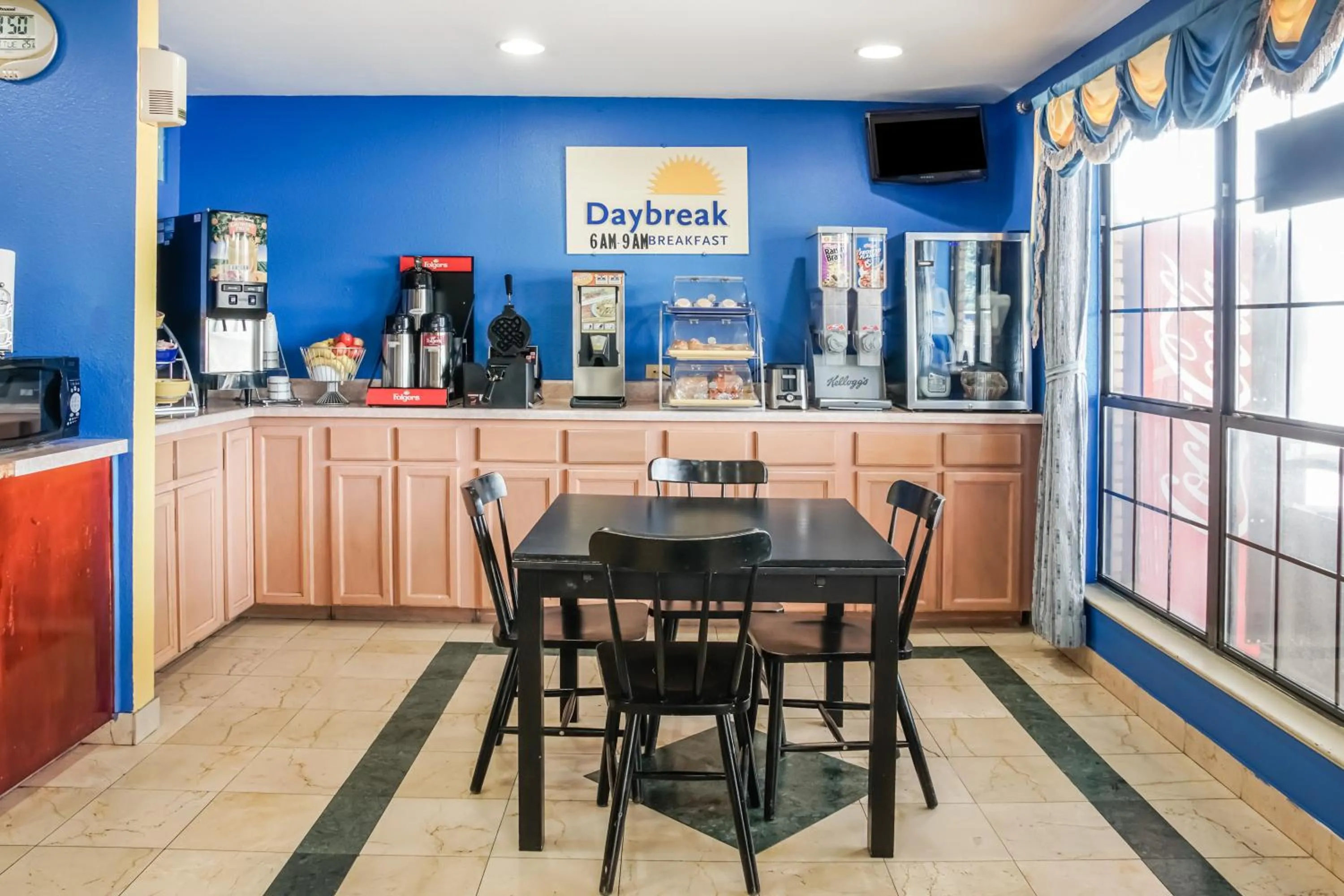 Breakfast in Days Inn by Wyndham Bastrop