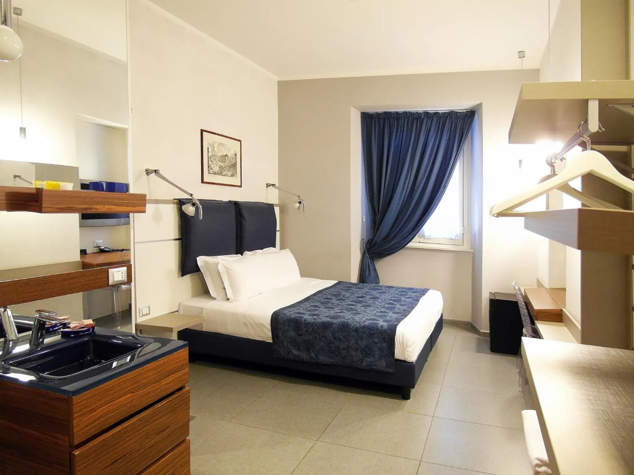 Bed in Hotel California