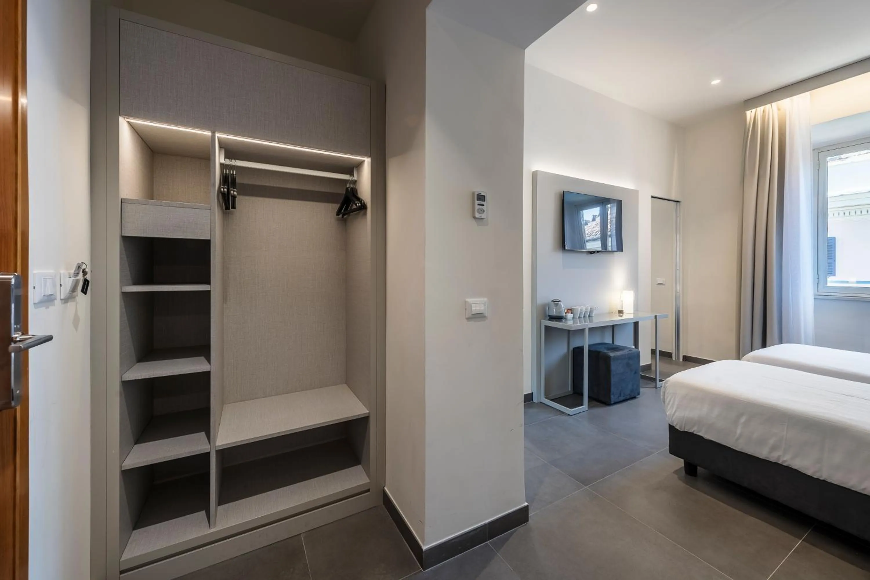 Bed in Hotel California