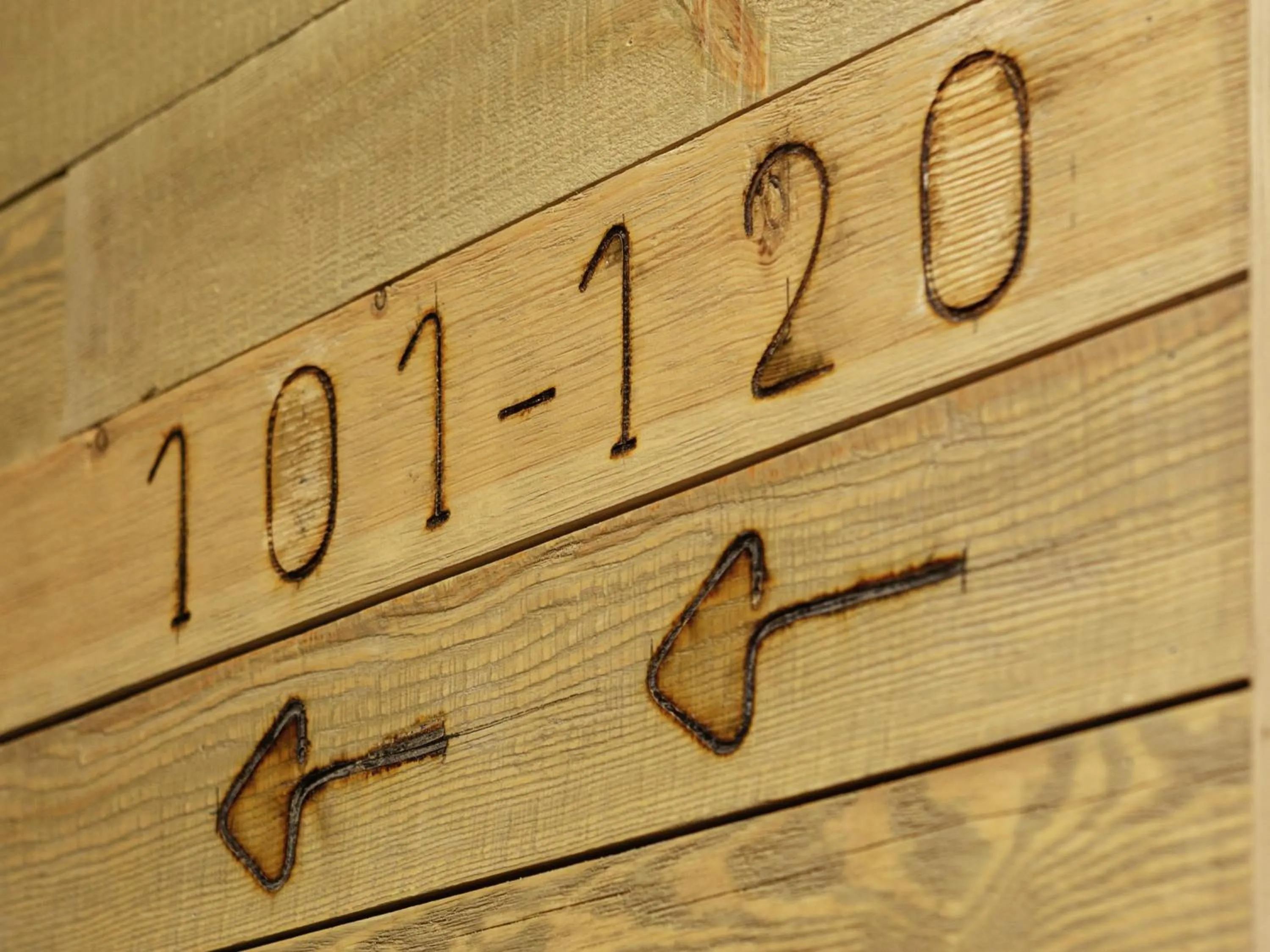 Property building in Ibis Budget Oviedo