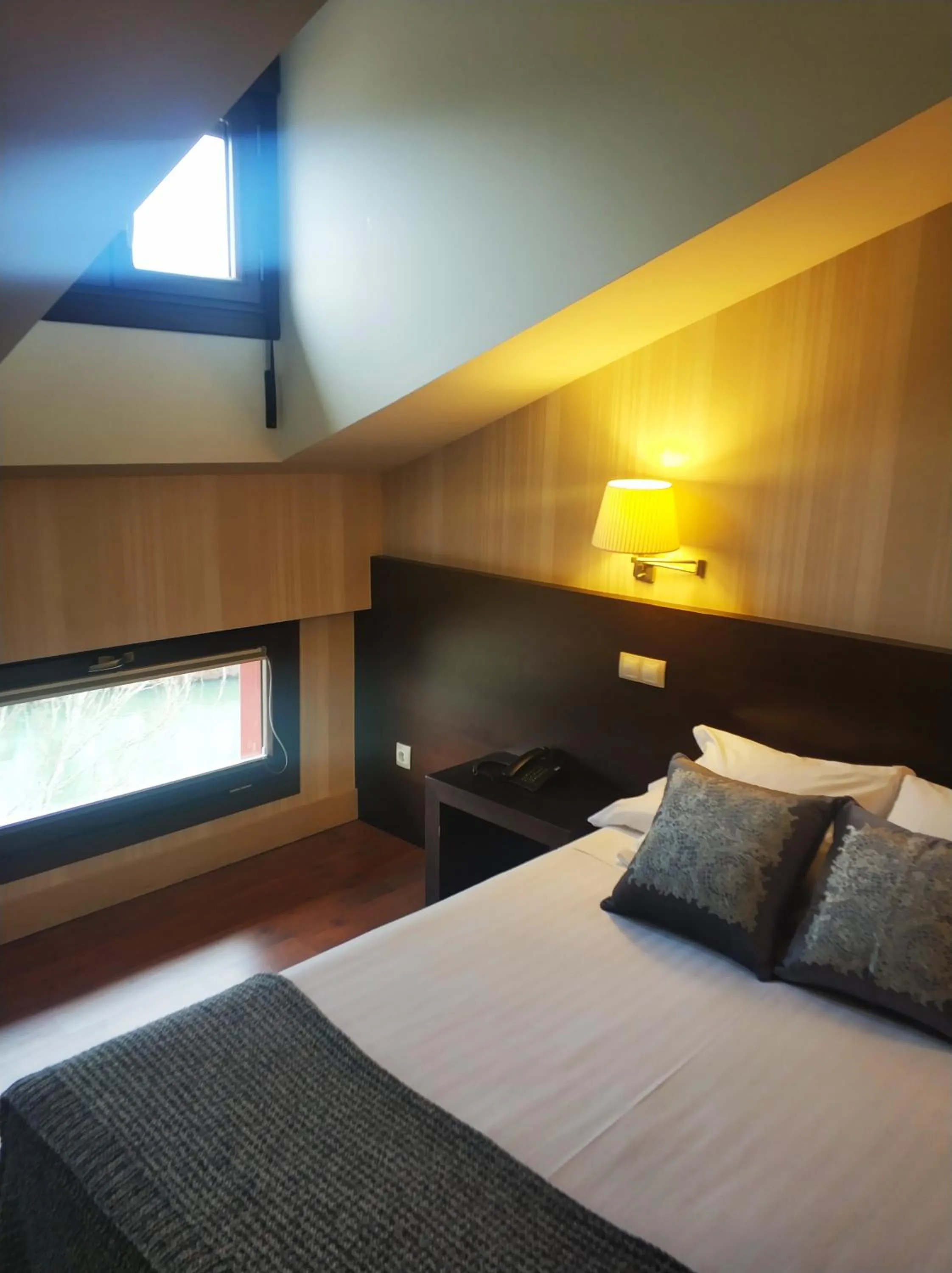 Bed in Hotel Puerta del Arco