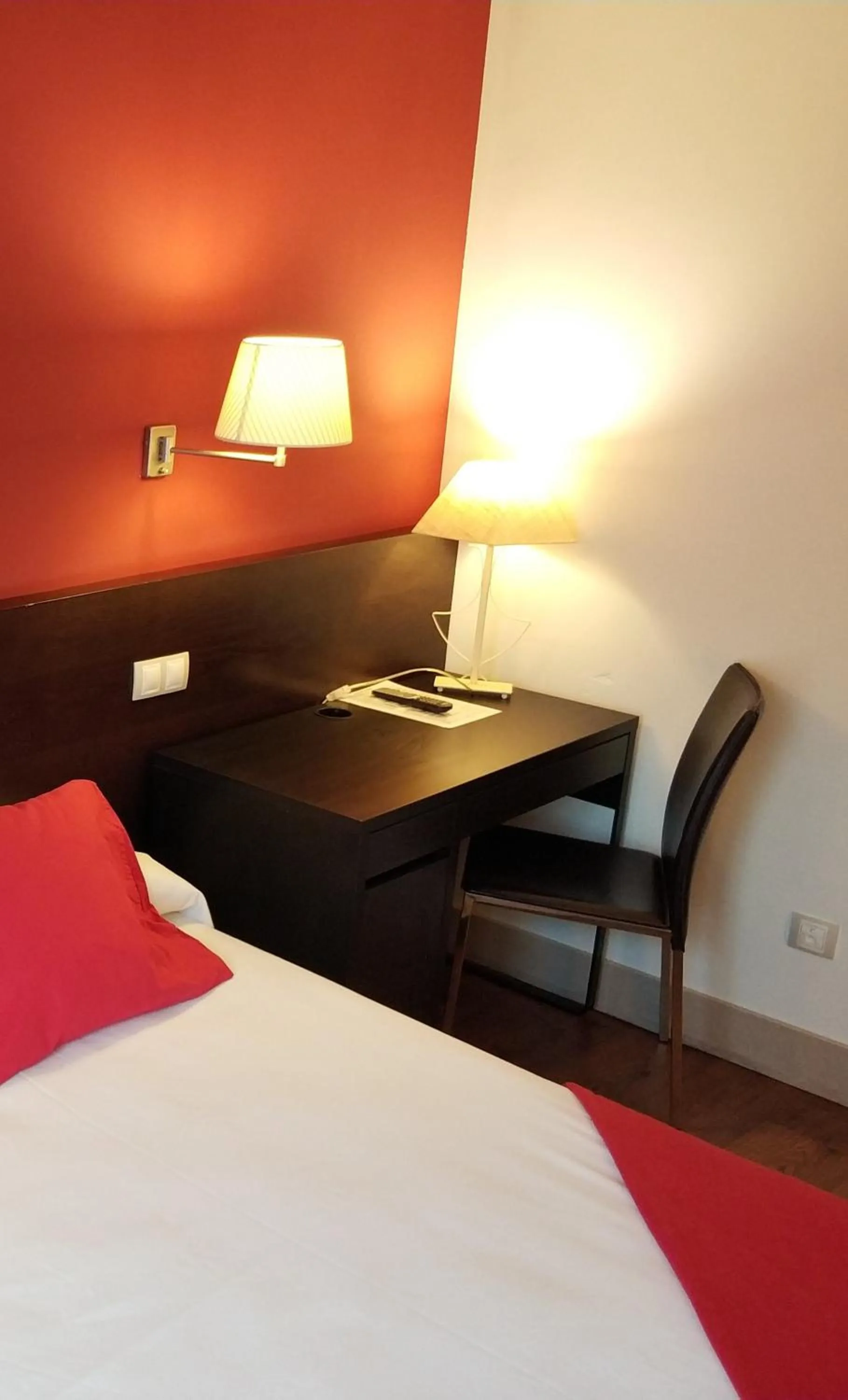 Bed in Hotel Puerta del Arco