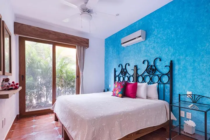 Bed in Casa Lotería -Pueblito Sayulita- Colorful, Family and Relax Experience with Private Parking and Pool