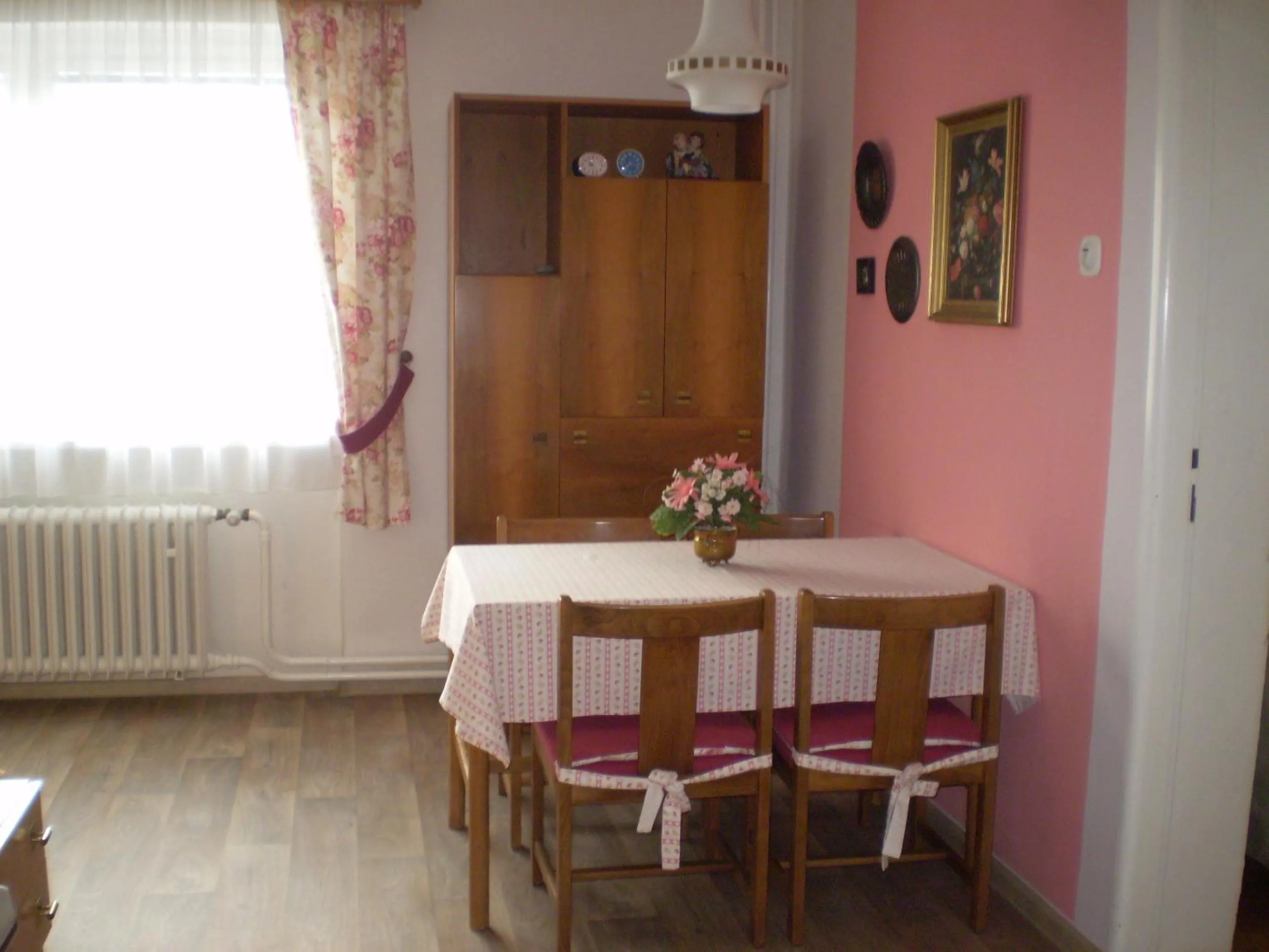 Dining area in apartman pro 4 osoby