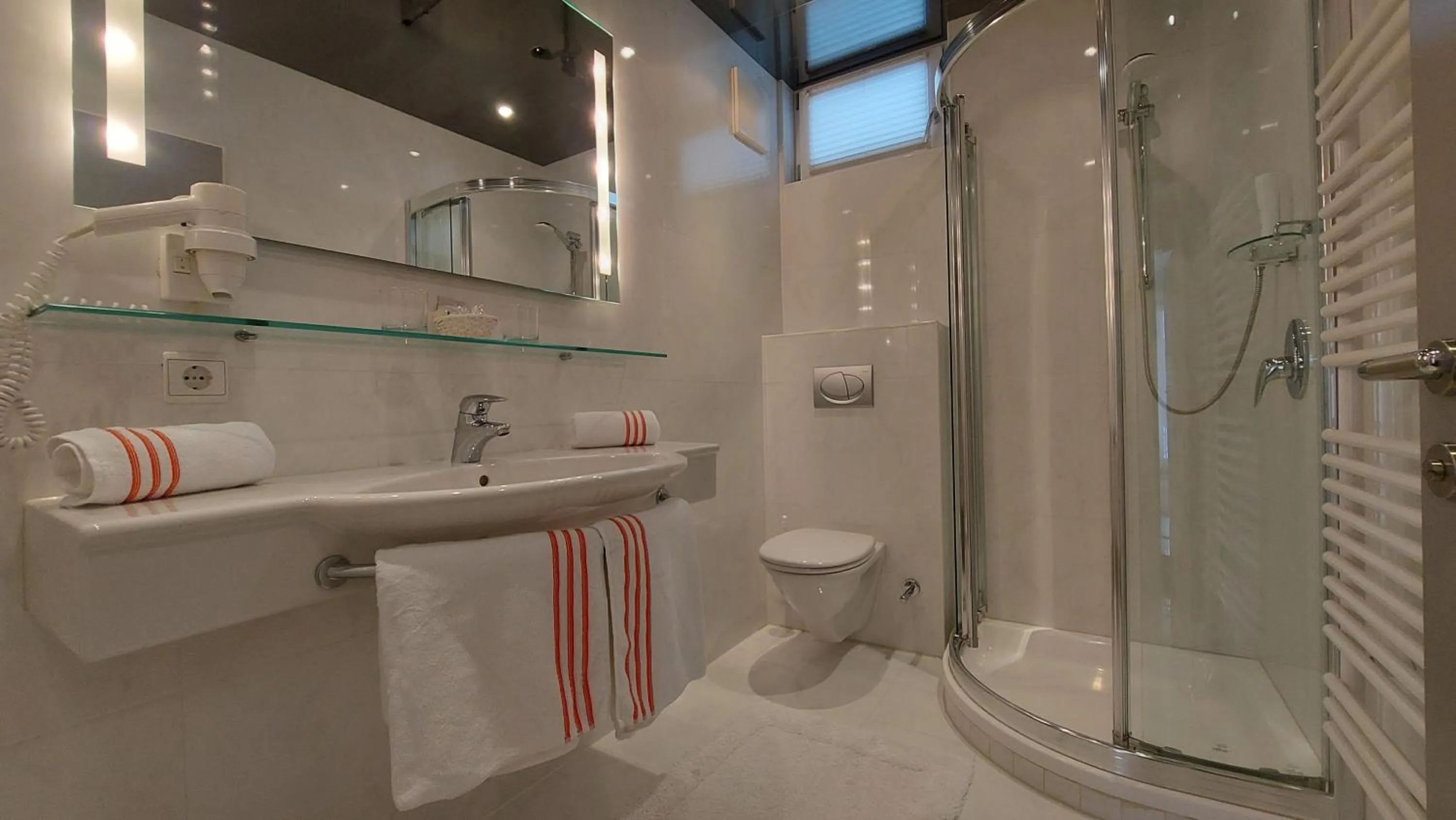 Shower in Royal Appartements Sölden