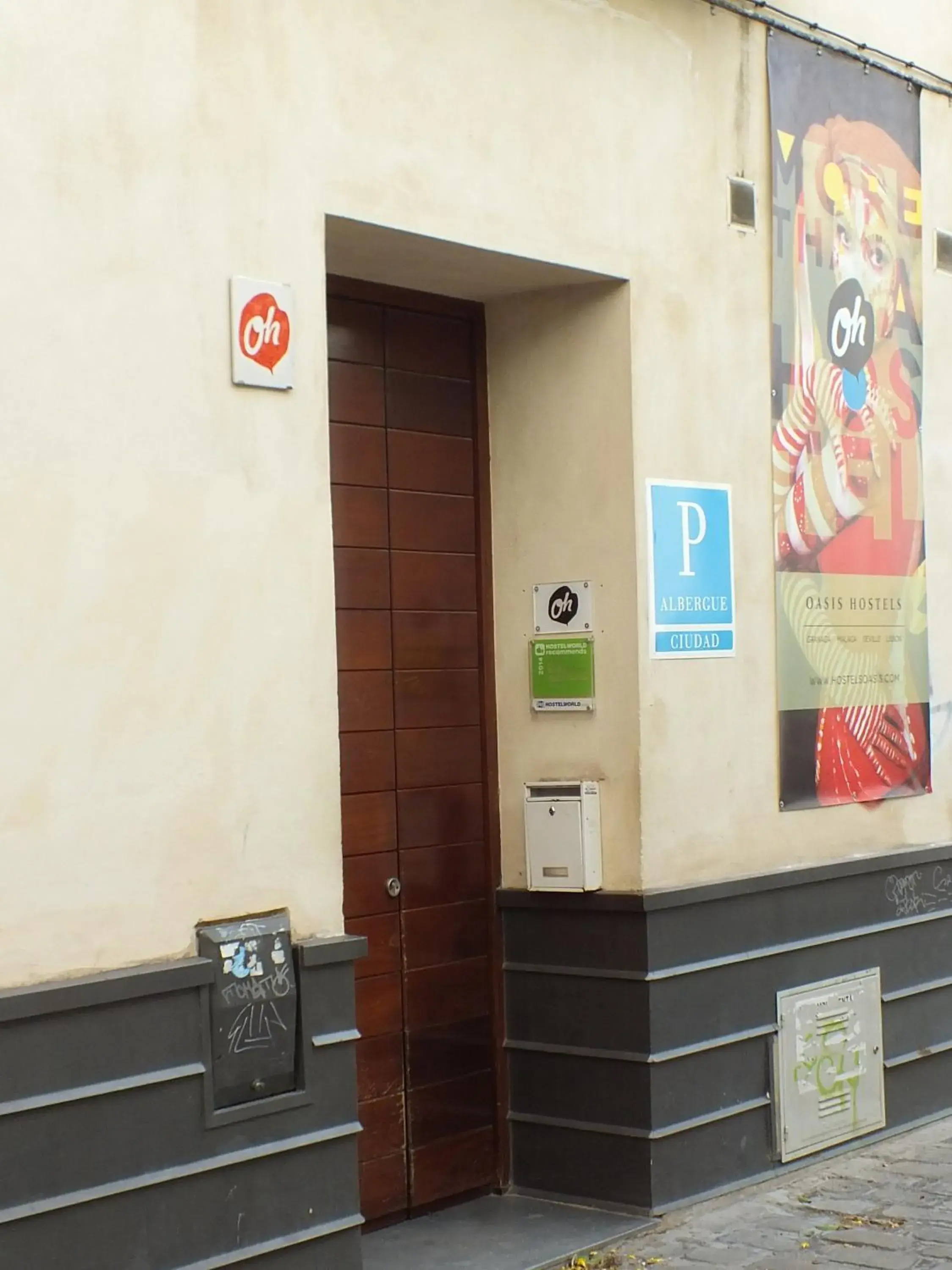 Facade/entrance in JOY Setas Coworking Facade/entrance in JOY Setas Coworking