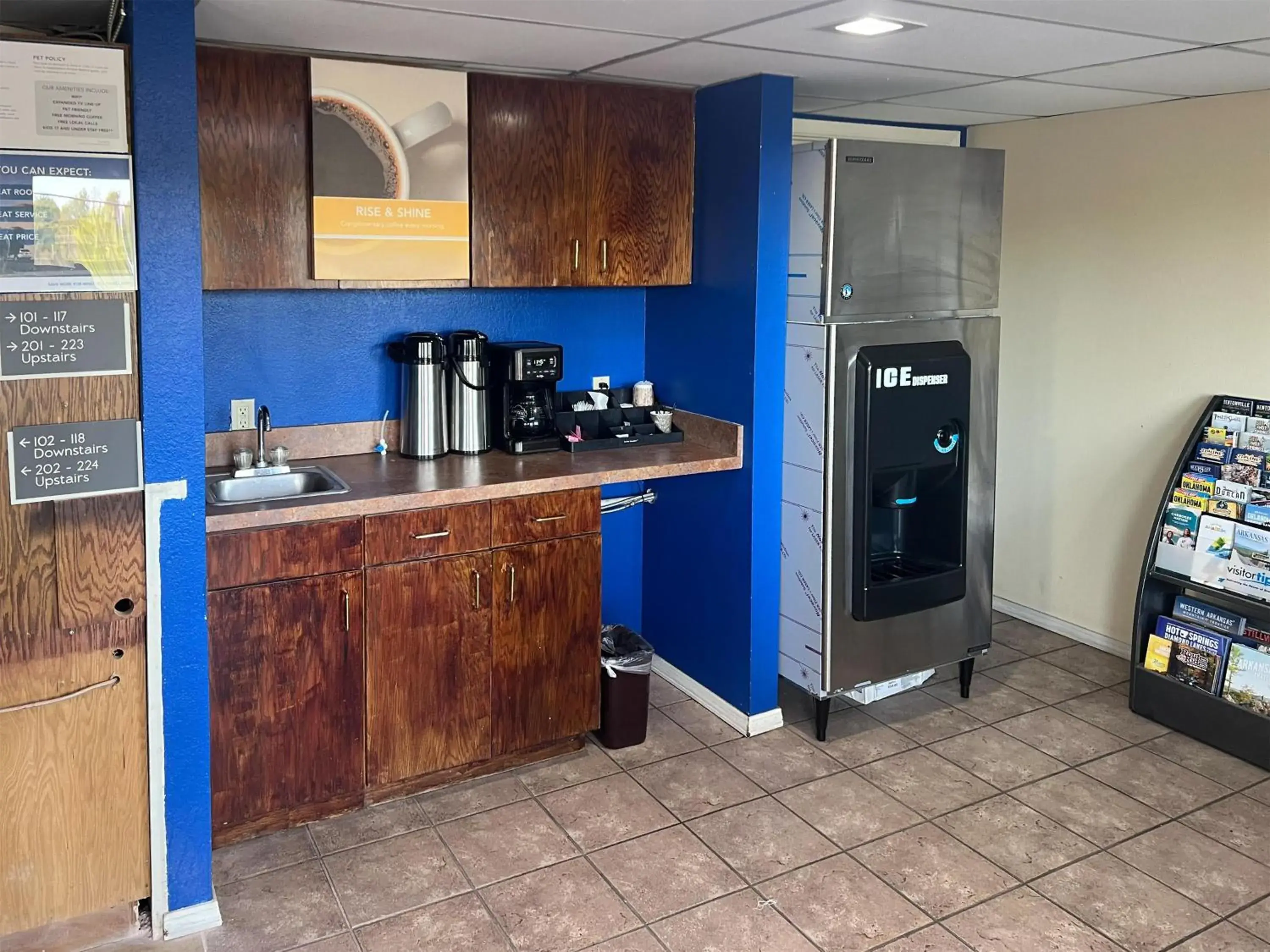 Property building in Motel 6-Ozark, AR Property building in Motel 6-Ozark, AR