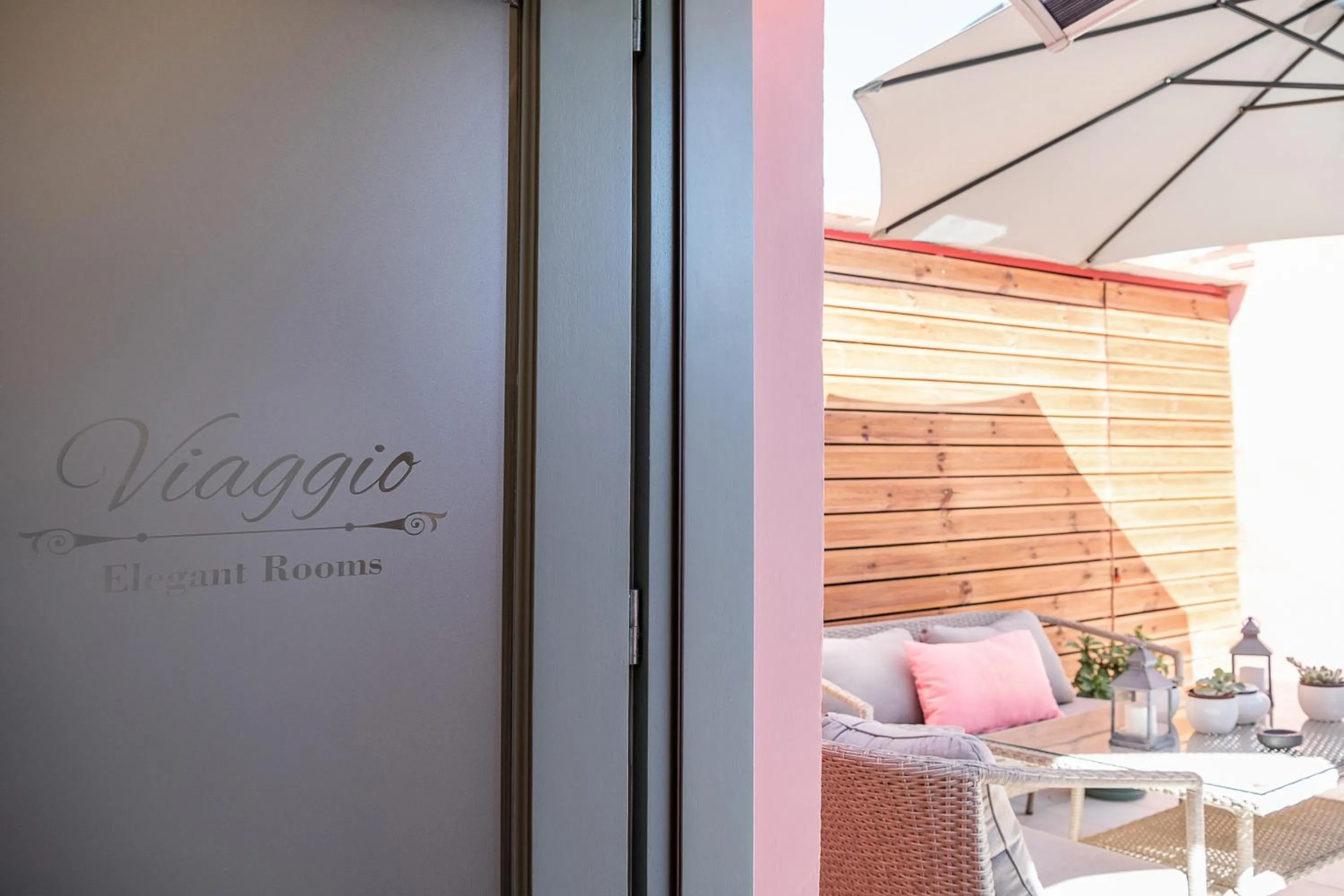 Patio in Viaggio Elegant Rooms