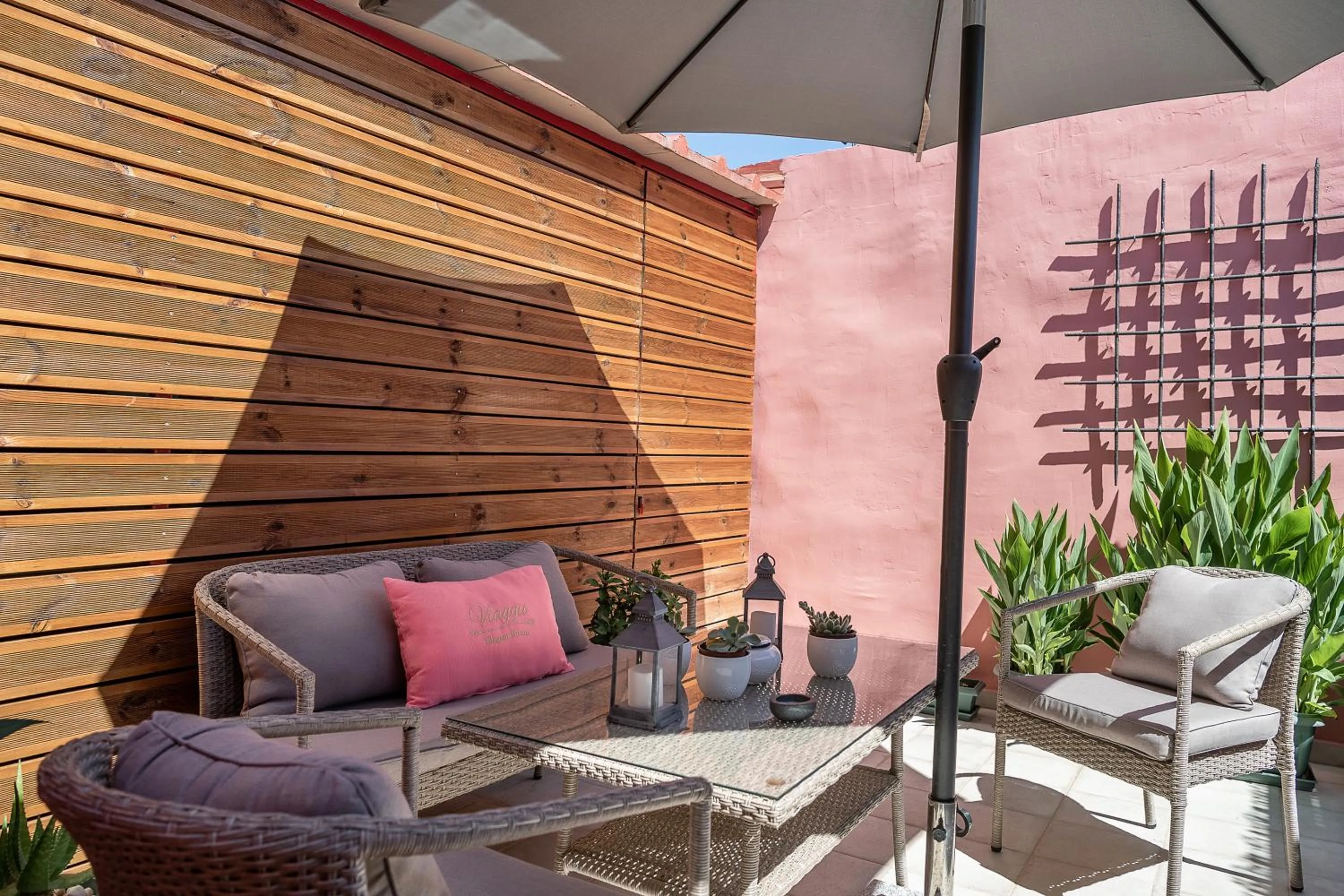 Patio in Viaggio Elegant Rooms