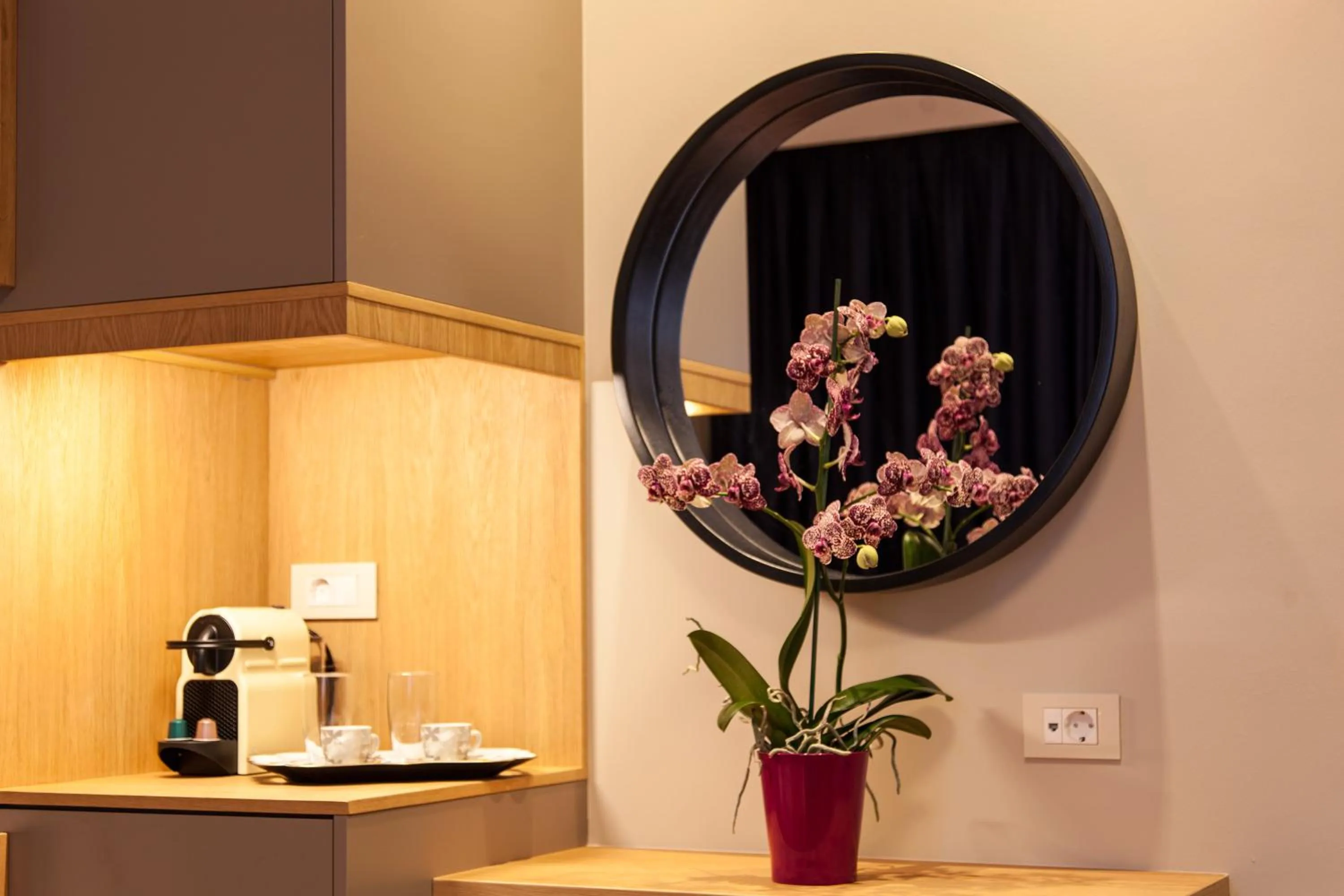 Photo of the whole room in Viaggio Elegant Rooms