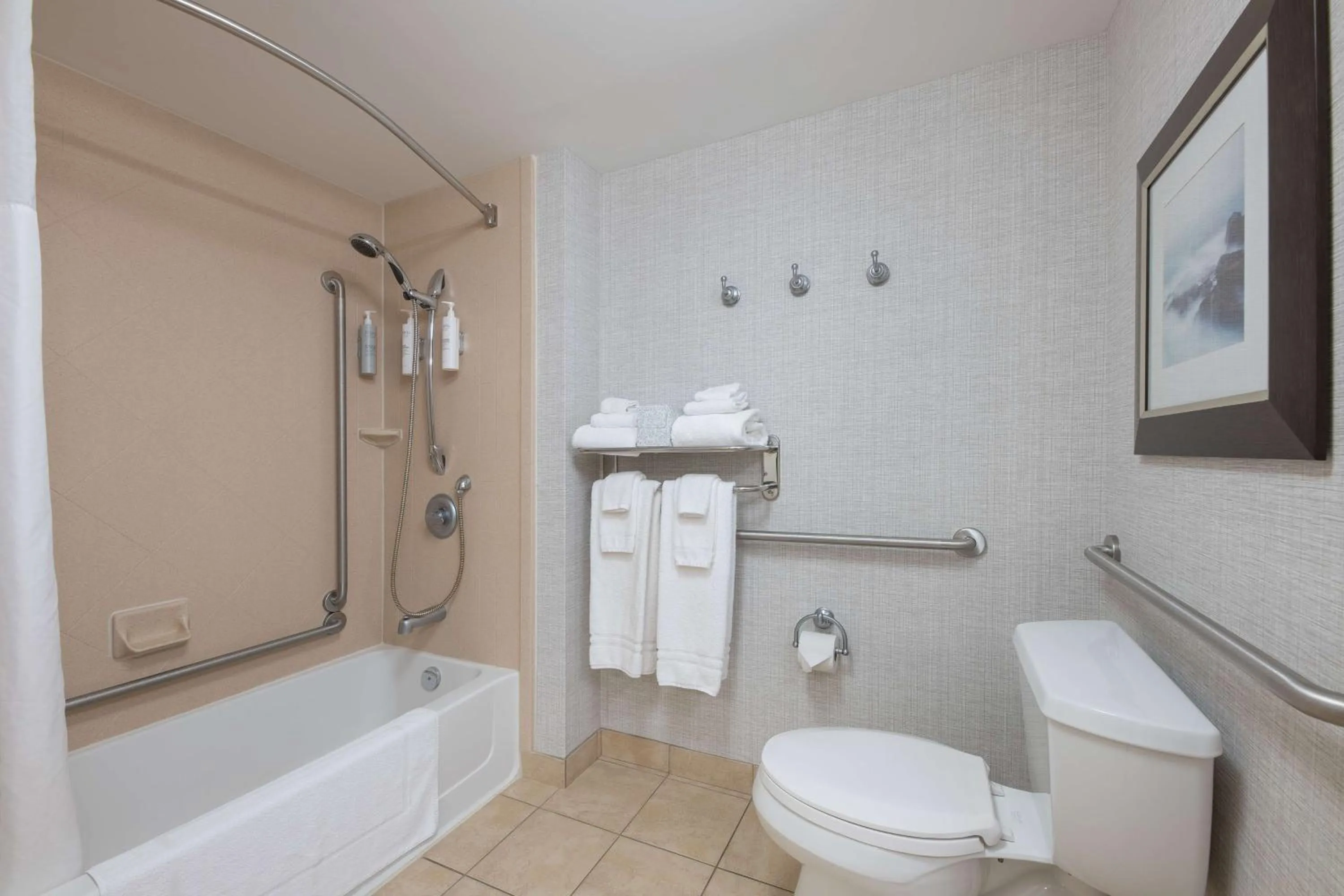 Bathroom in Hampton Inn & Suites by Hilton Moncton