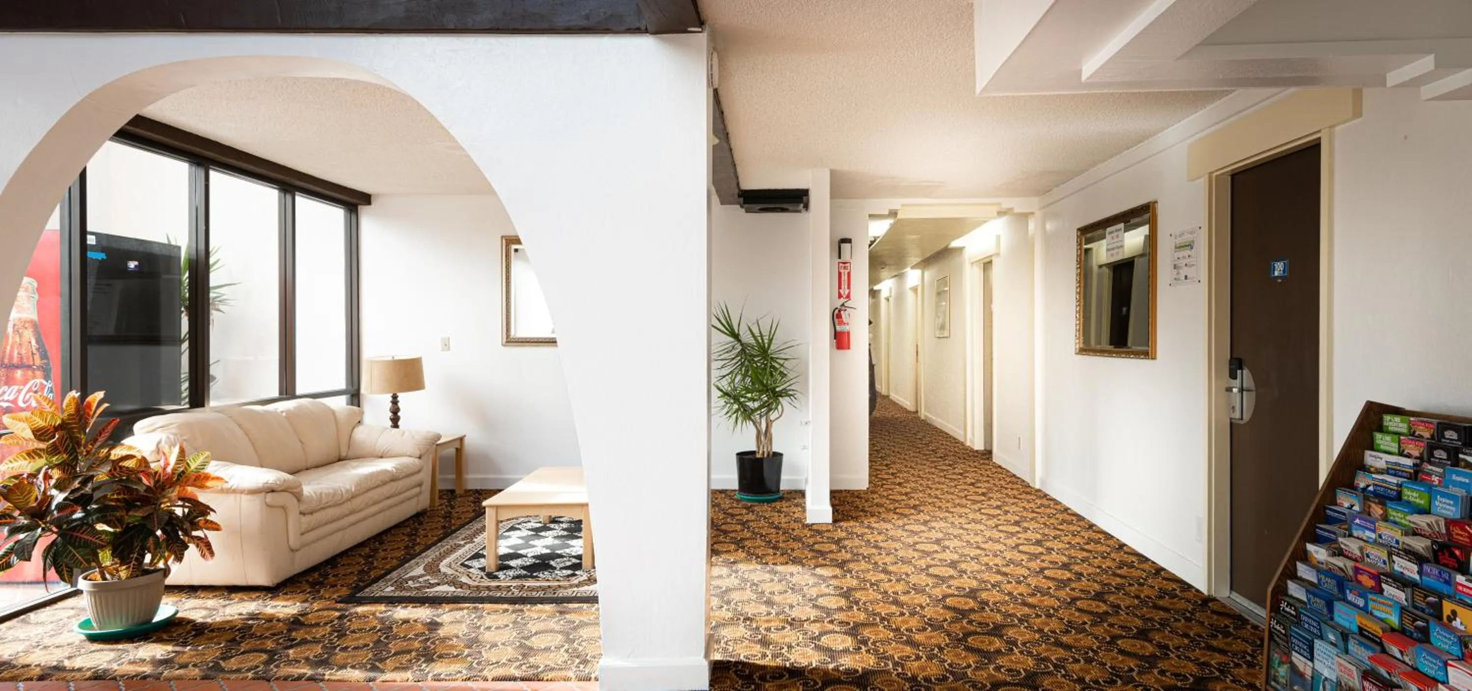 Seating area in Granada Inn