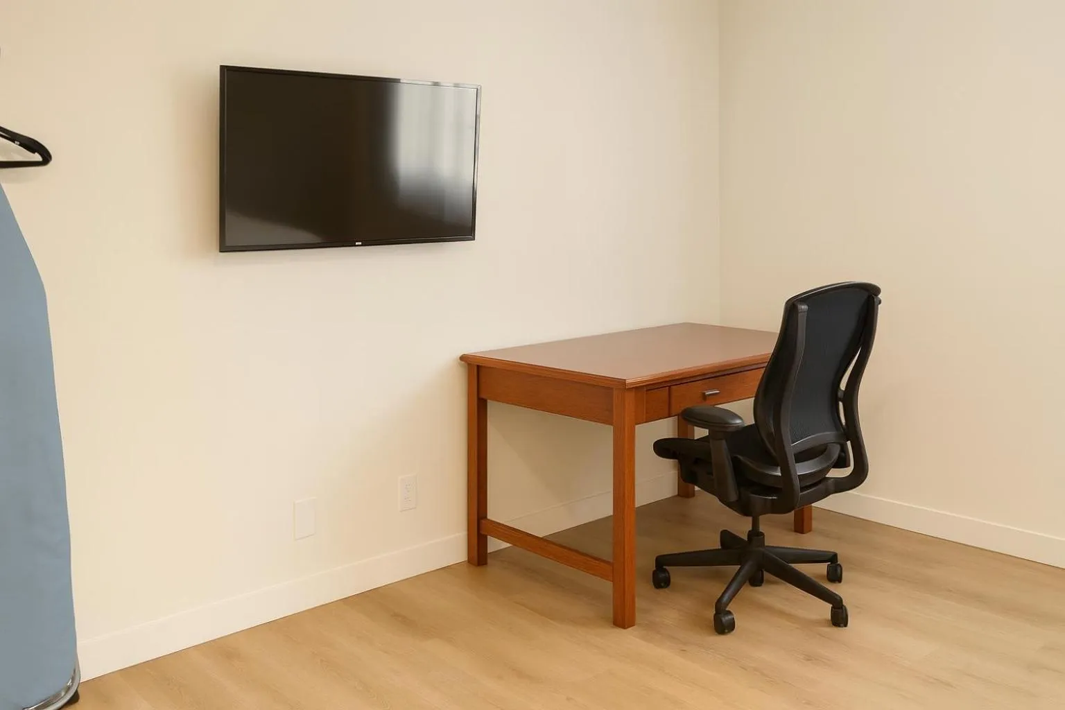 TV and multimedia in Granada Inn