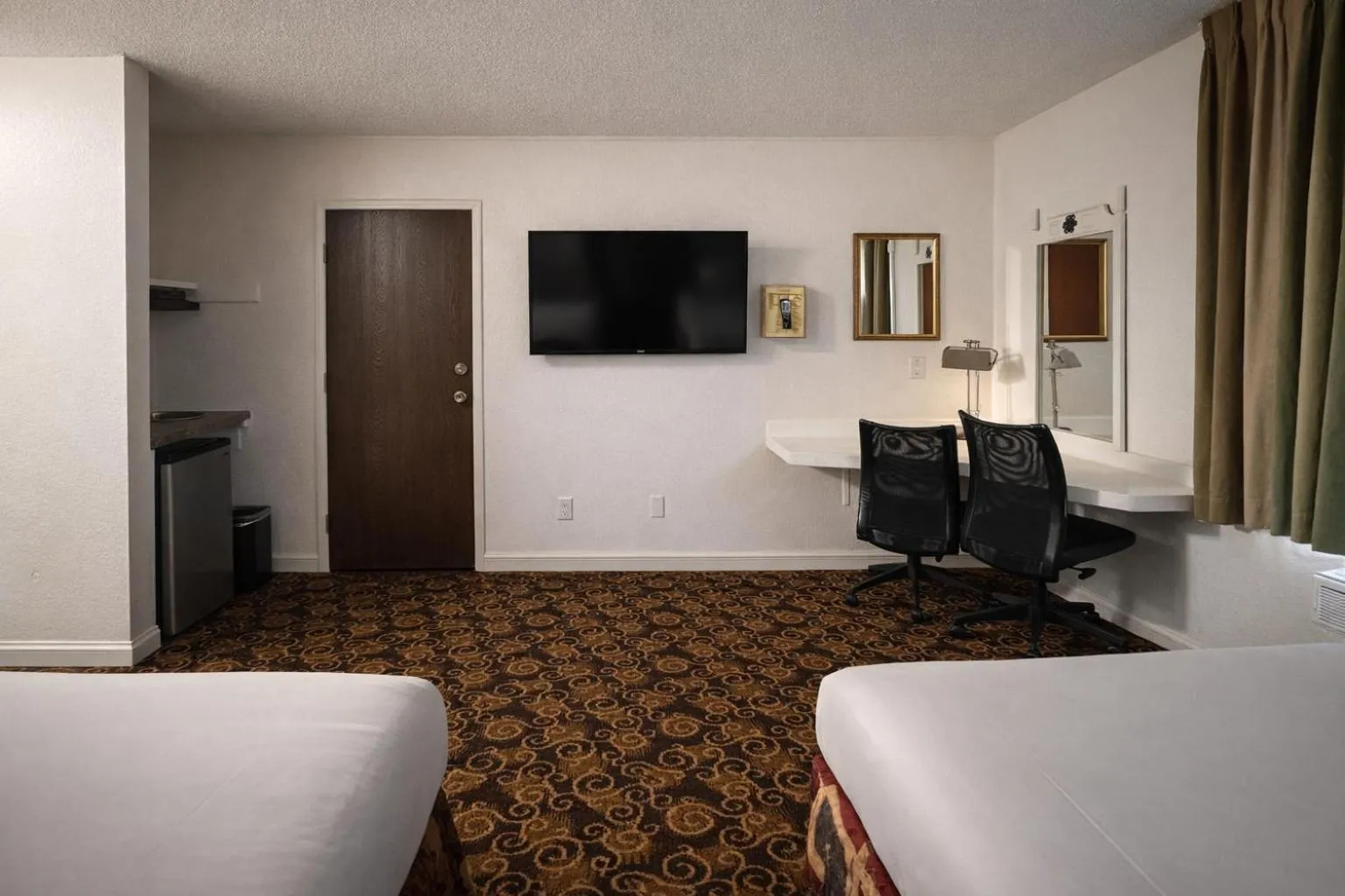 TV and multimedia, Bed in Granada Inn