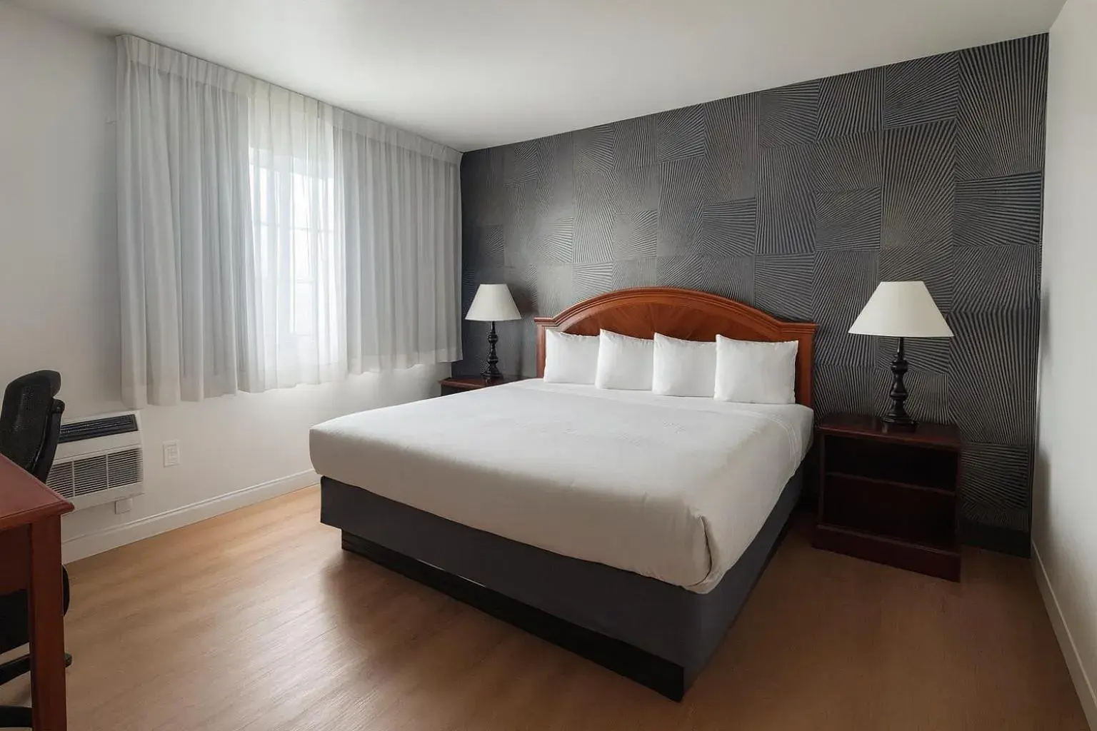 Bed in Granada Inn Bed in Granada Inn