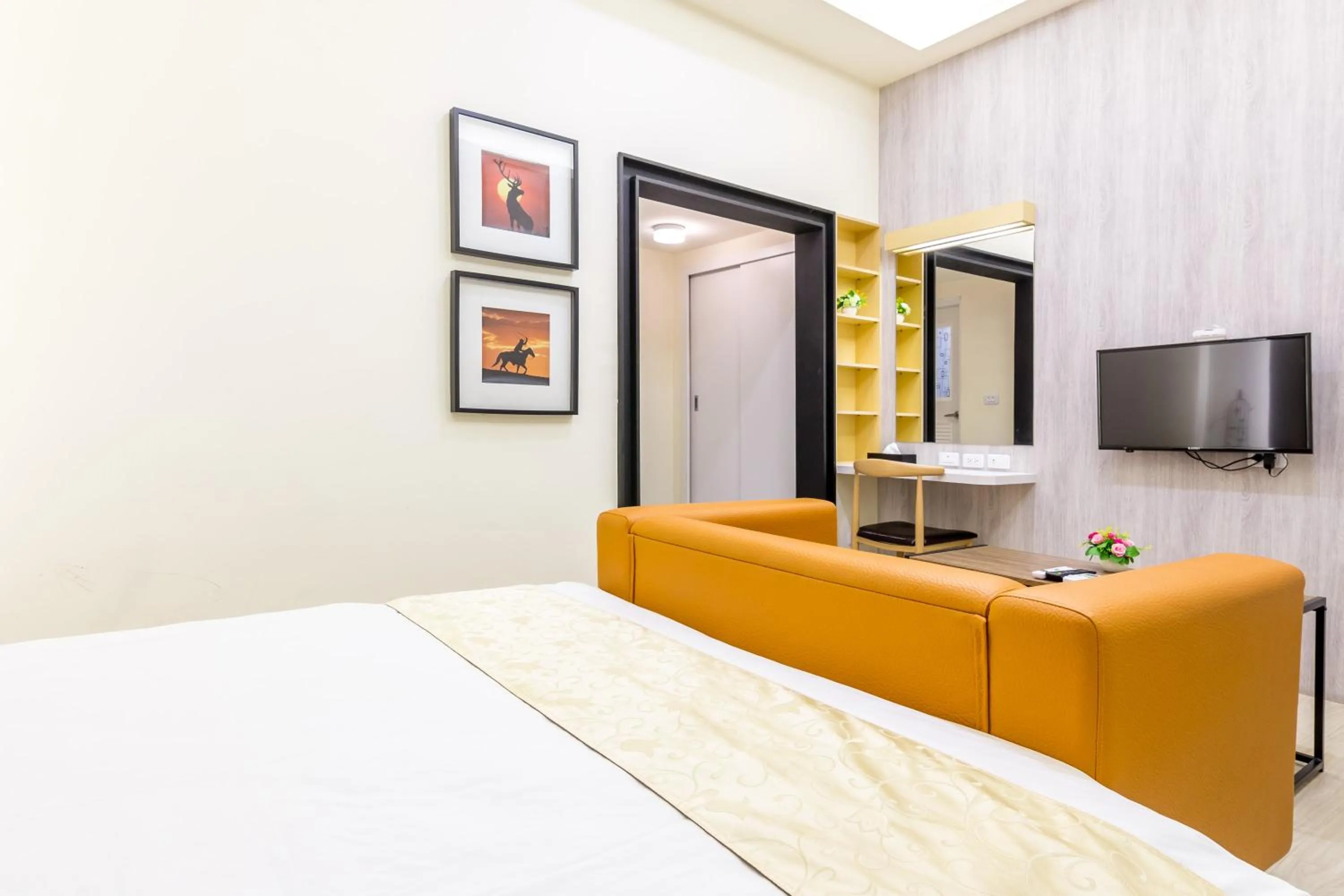 bunk bed, Bed in 良辰暖居