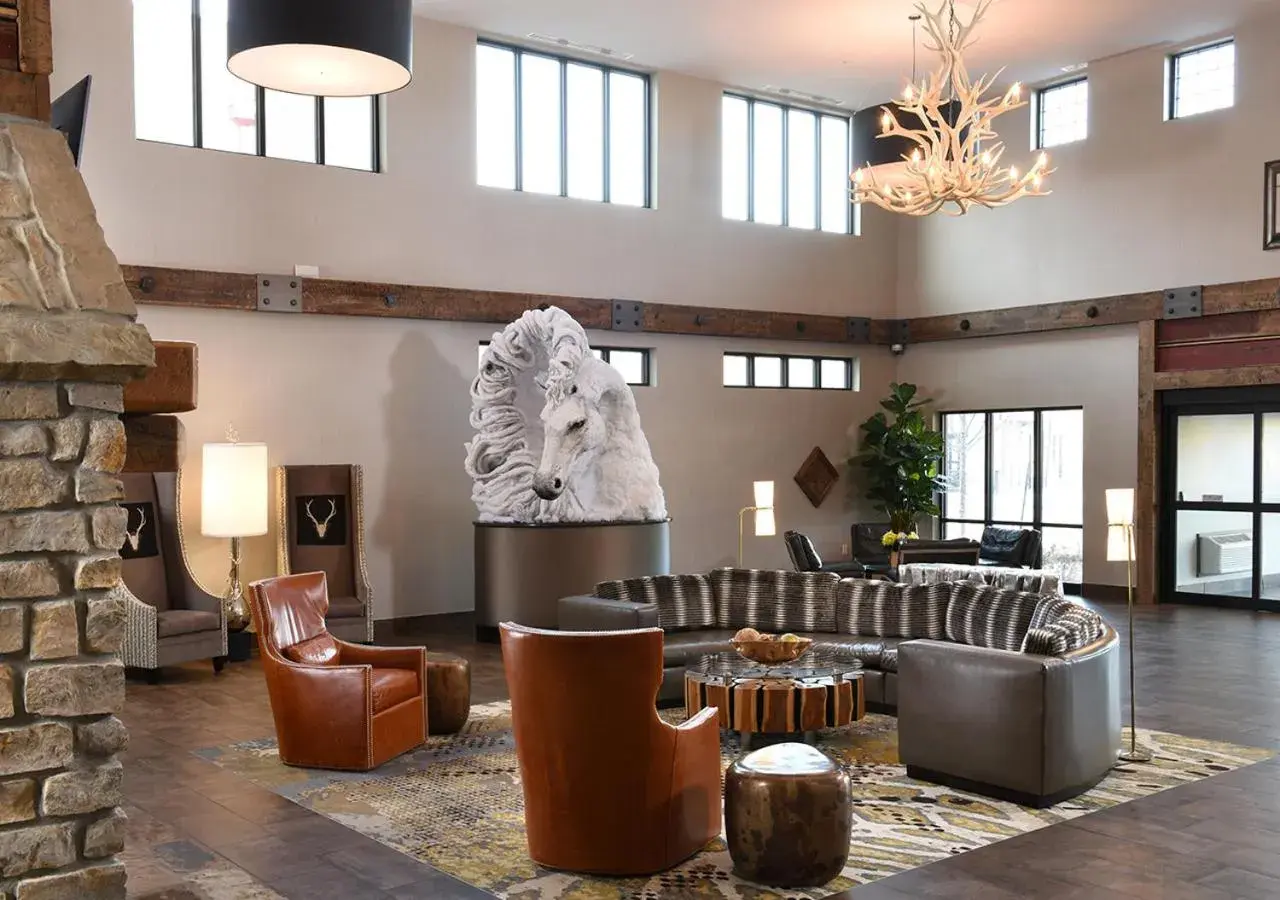 Property building in Stoney Creek Hotel Tulsa - Broken Arrow Property building in Stoney Creek Hotel Tulsa - Broken Arrow