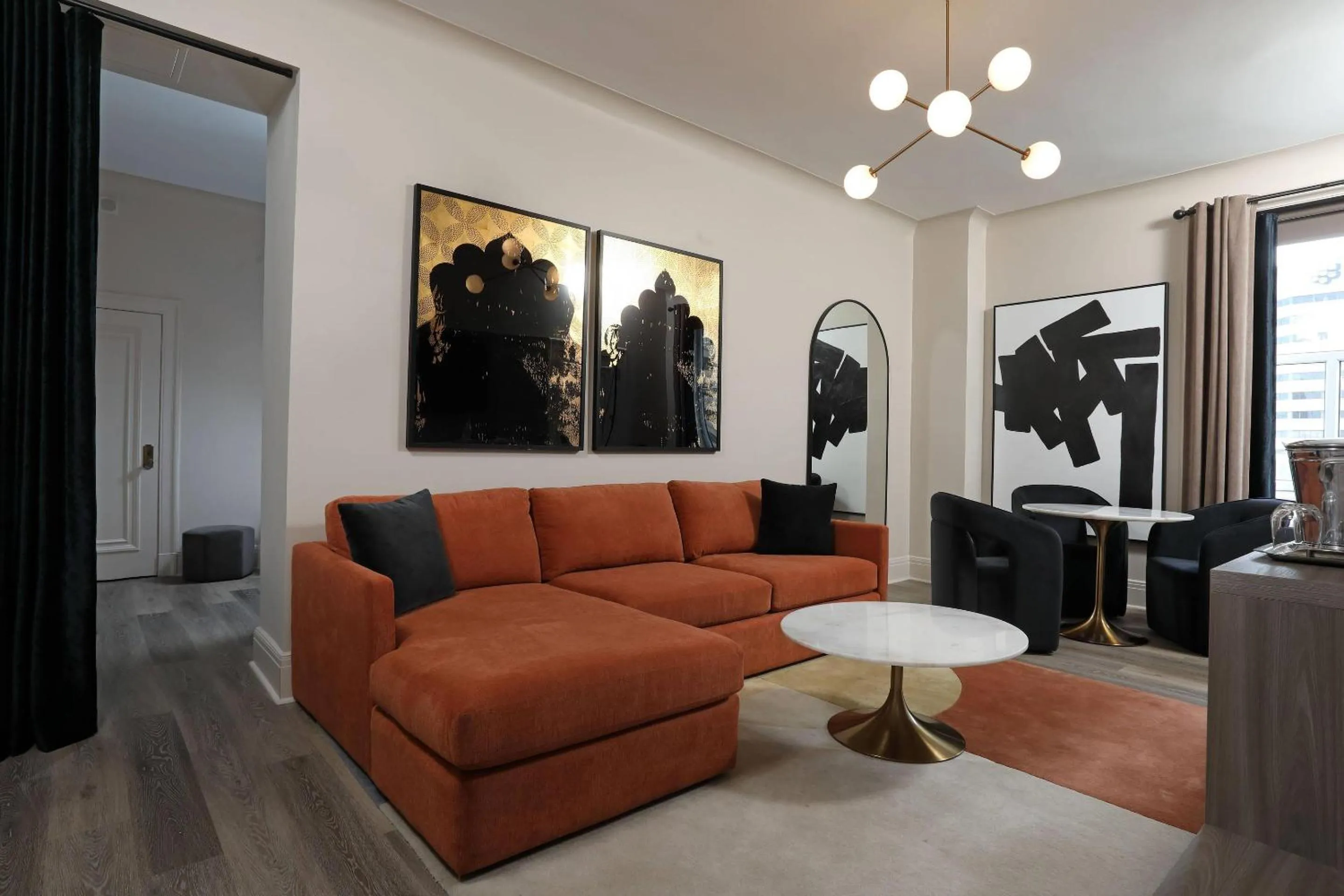 Bedroom in The Fort Garry Hotel, Spa and Conference Centre, an Ascend Collection Hotel