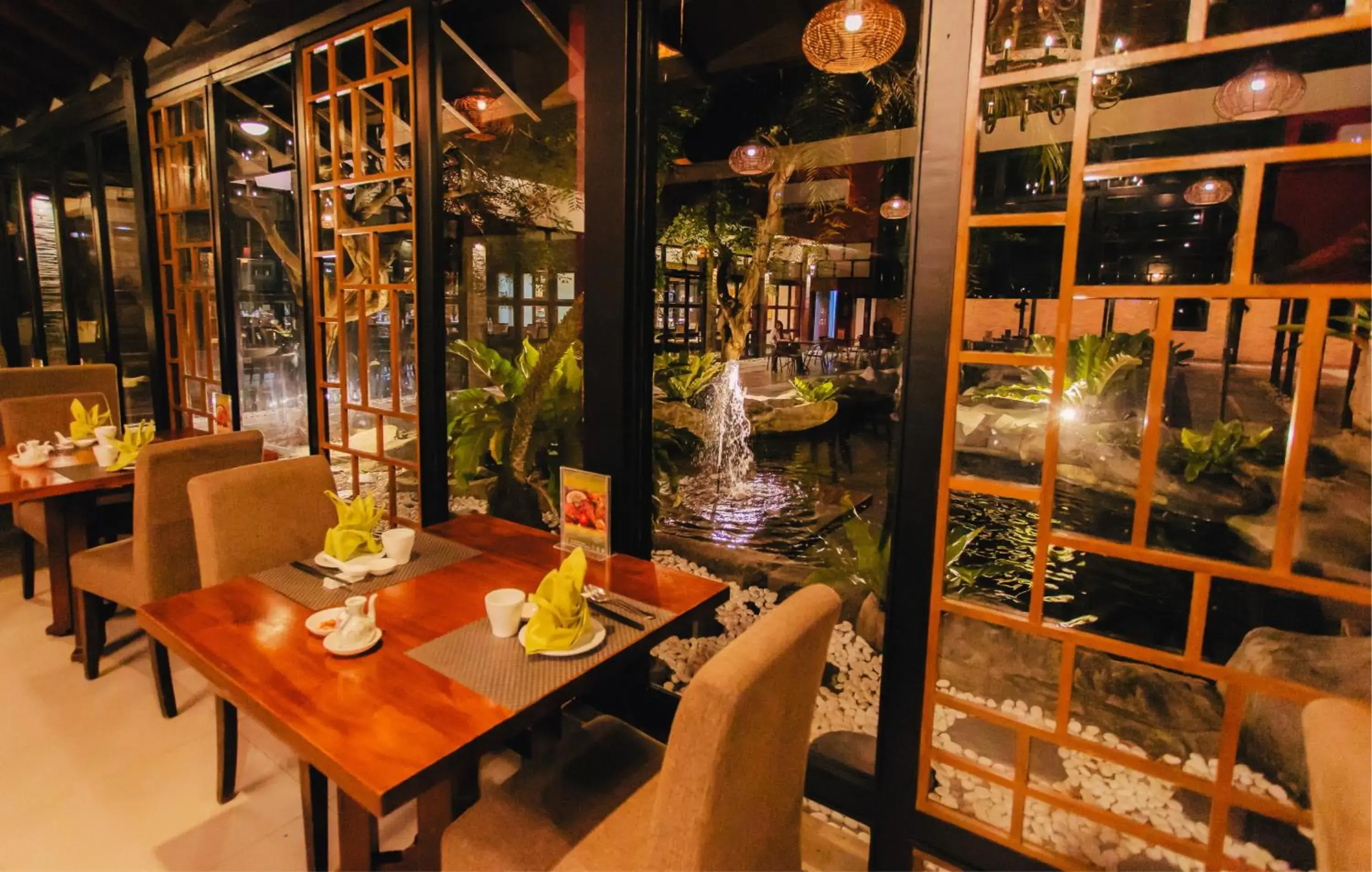 Restaurant/places to eat in Cyberview Resort & Spa Restaurant/places to eat in Cyberview Resort & Spa