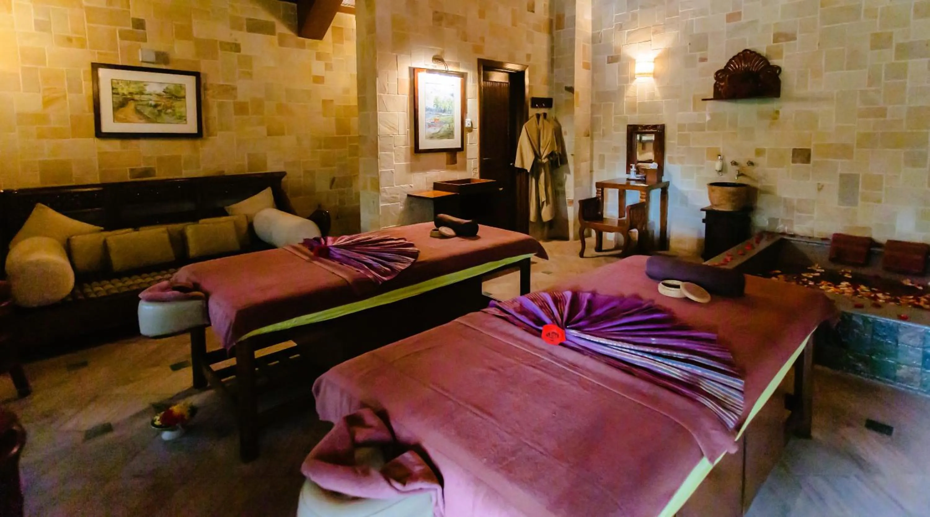 Spa and wellness centre/facilities, Bed in Cyberview Resort & Spa