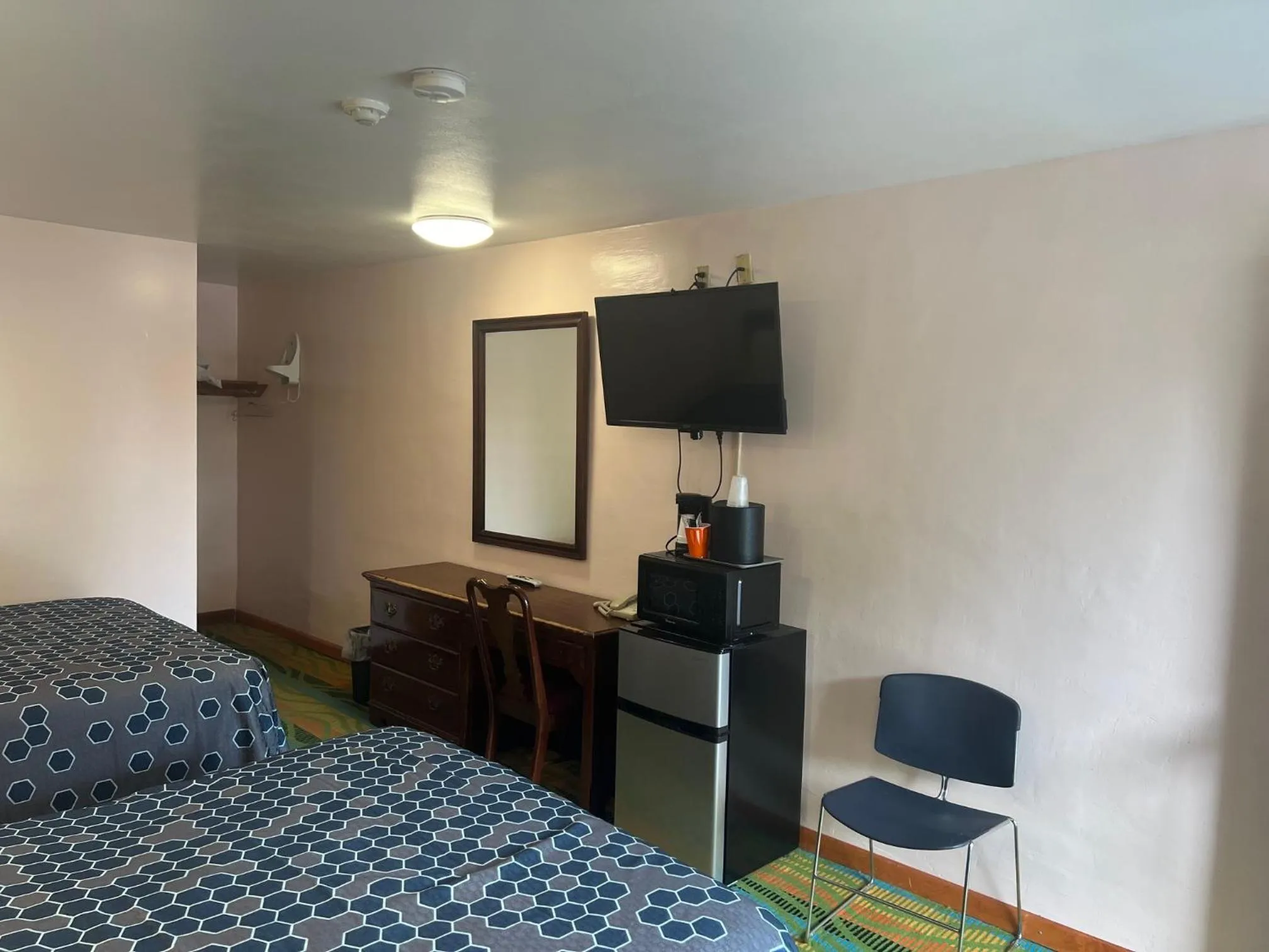 Bed in Atlantic Motel