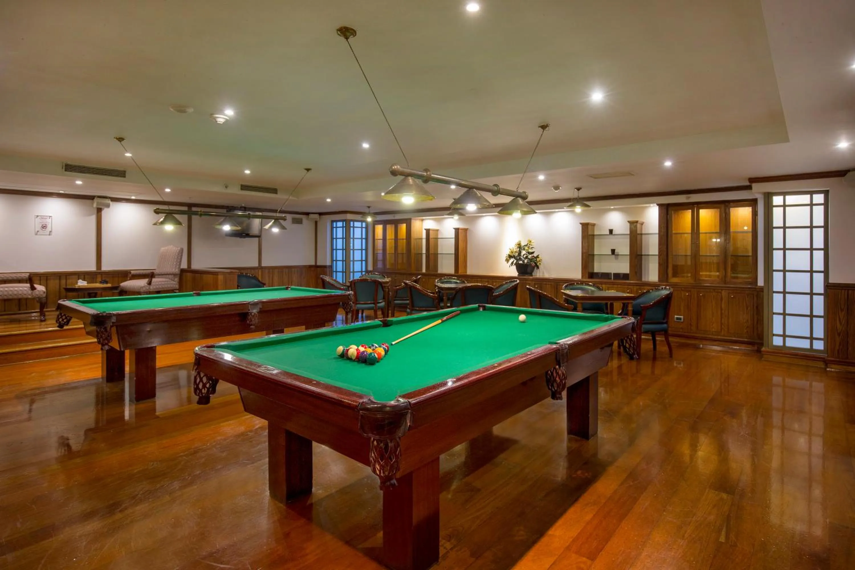 Communal lounge/ TV room in Plaza El Bosque Ebro