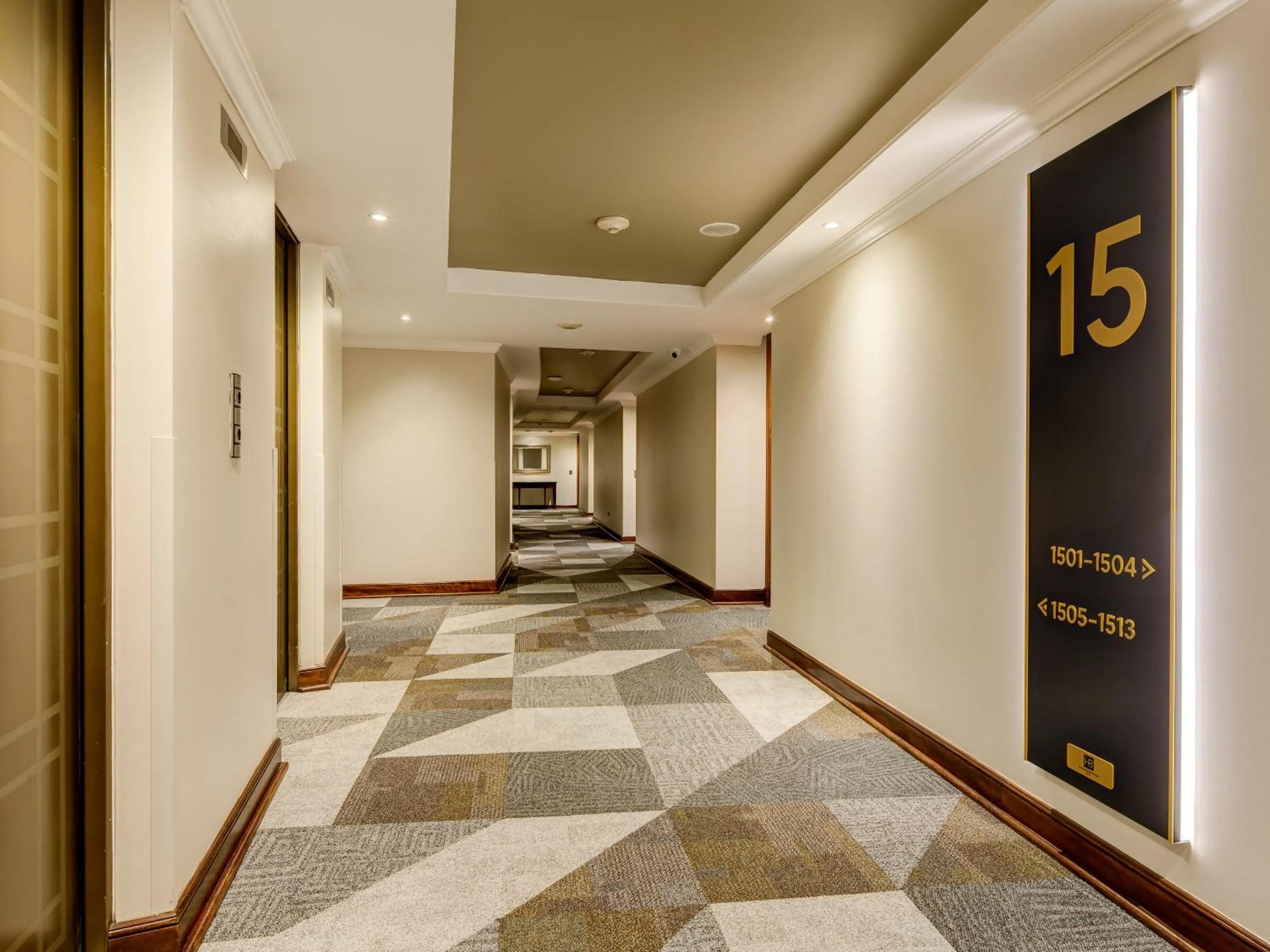 Area and facilities in Plaza El Bosque Ebro