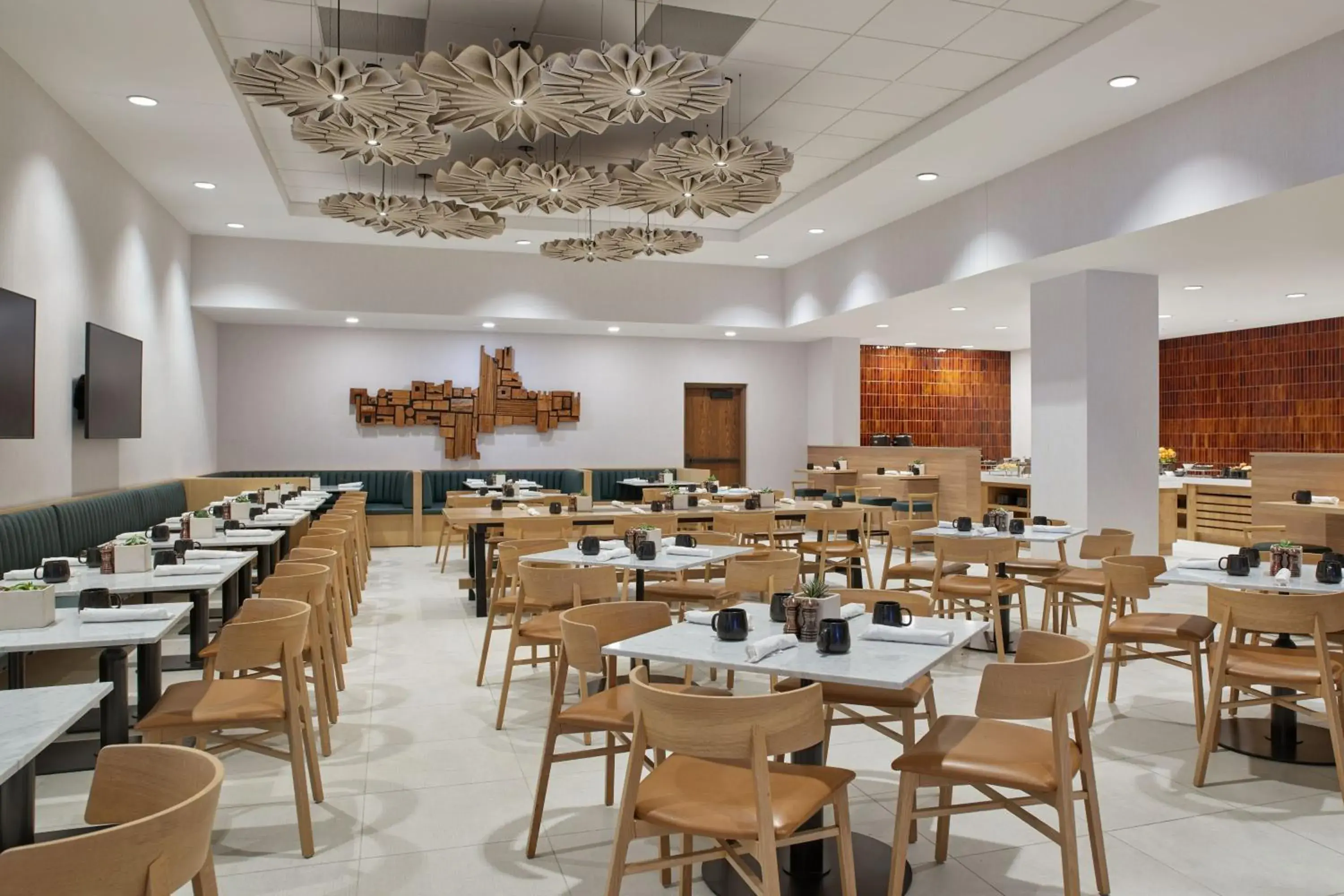 Restaurant/places to eat in Sheraton Denver Downtown Hotel Restaurant/places to eat in Sheraton Denver Downtown Hotel