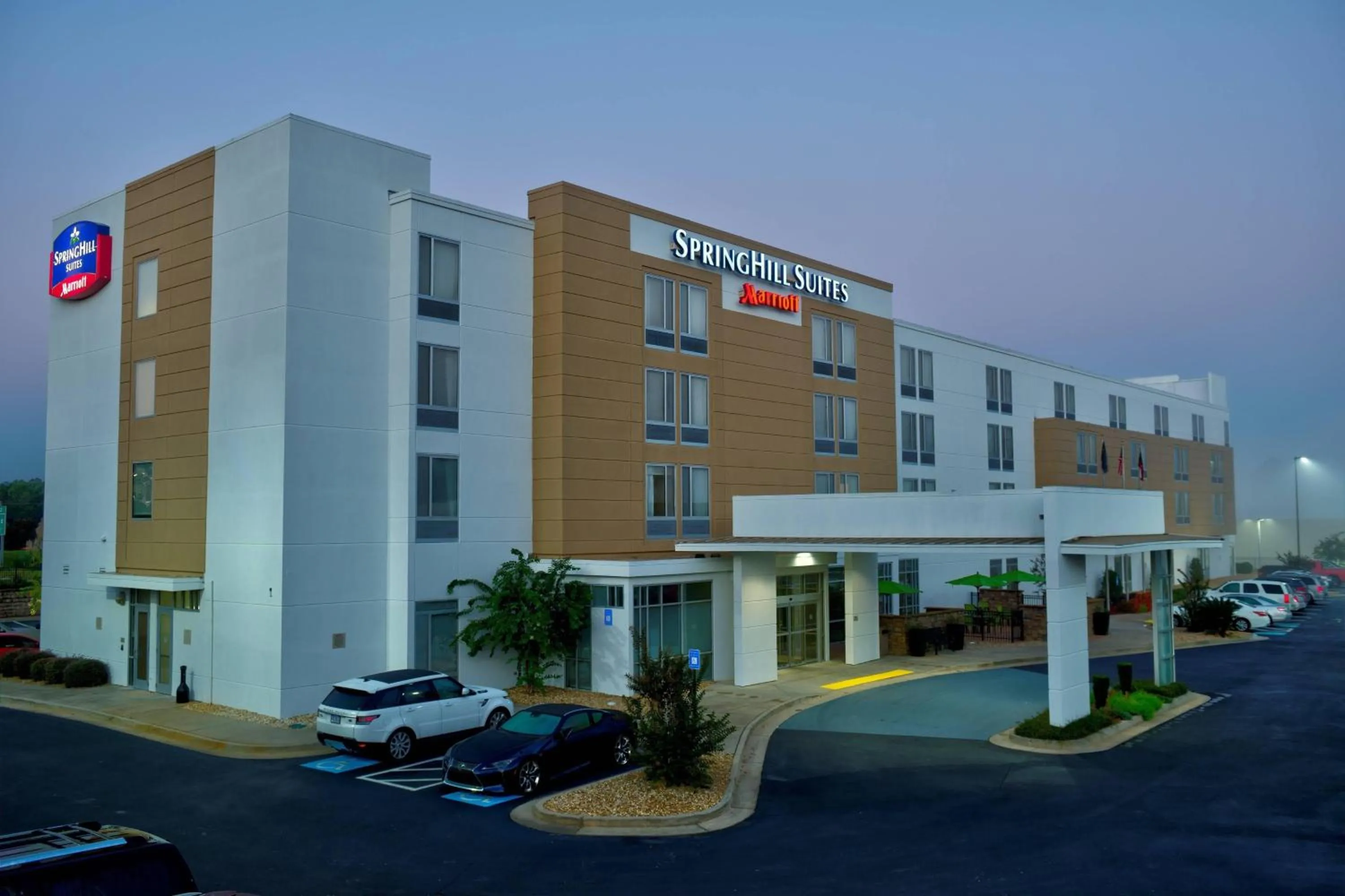 Property building in SpringHill Suites by Marriott Macon