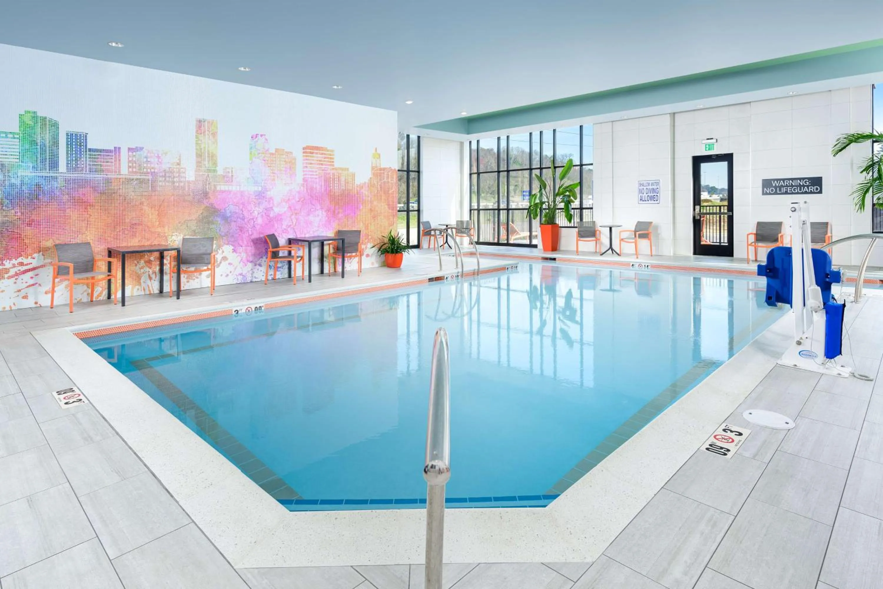 Pool view in Hilton Garden Inn Knoxville Papermill Drive, Tn