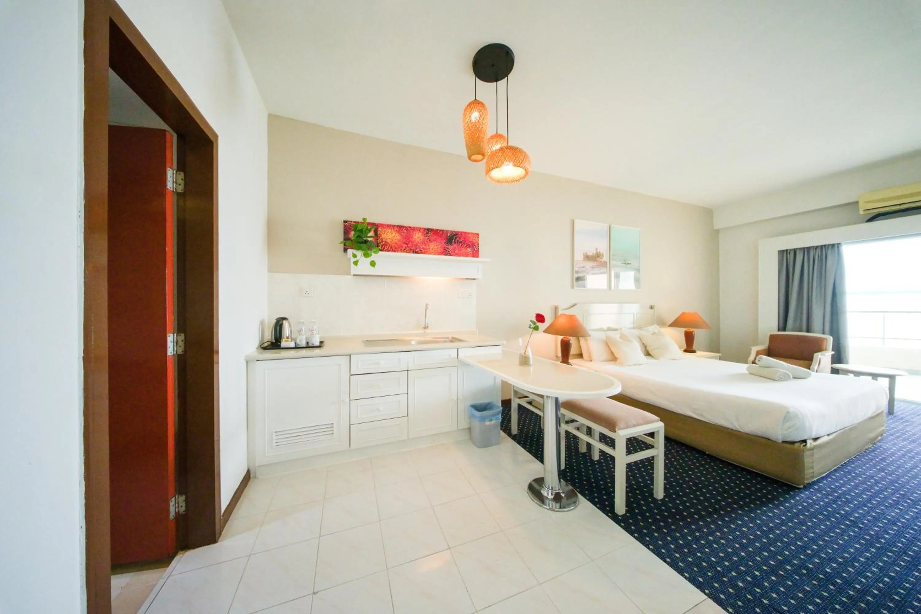 Photo of the whole room in Rainbow Paradise Beach Resort